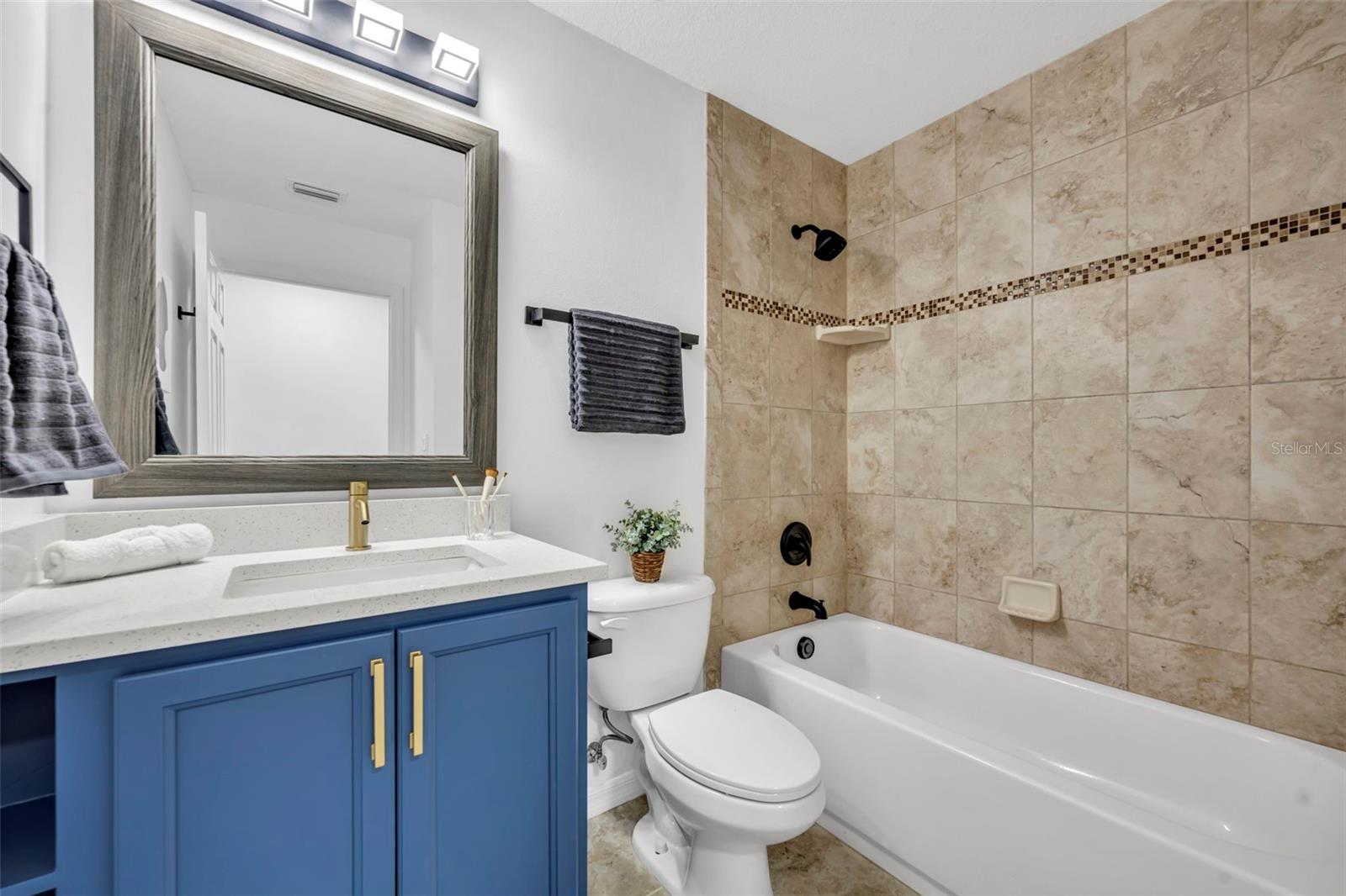 Image 19 of 26 For 1405 Springleaf Drive