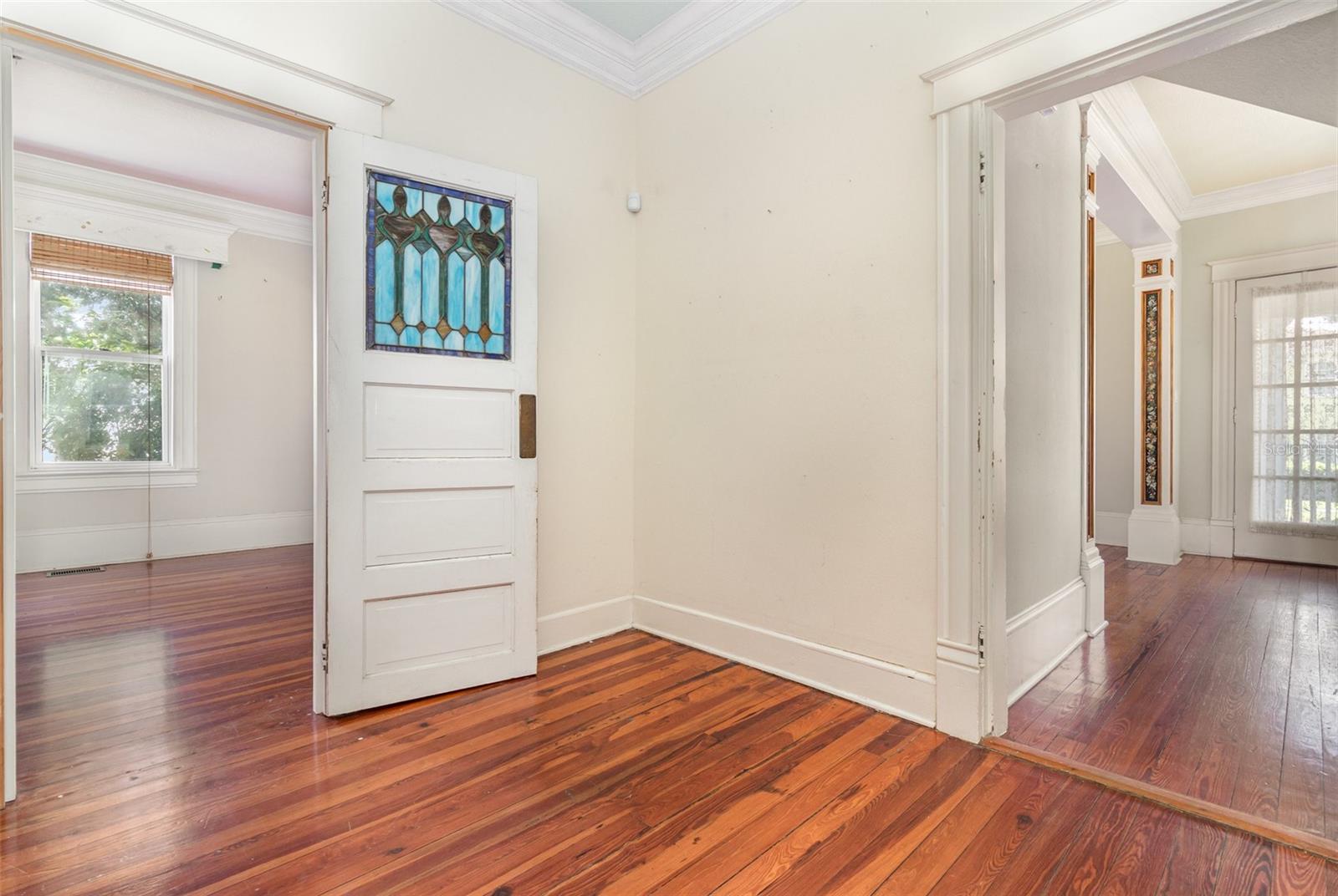 Image 15 of 45 For 346 Hillman Avenue