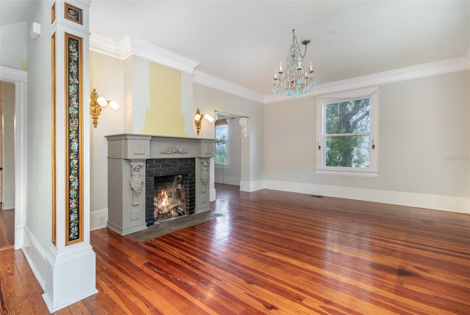Image 6 of 45 For 346 Hillman Avenue