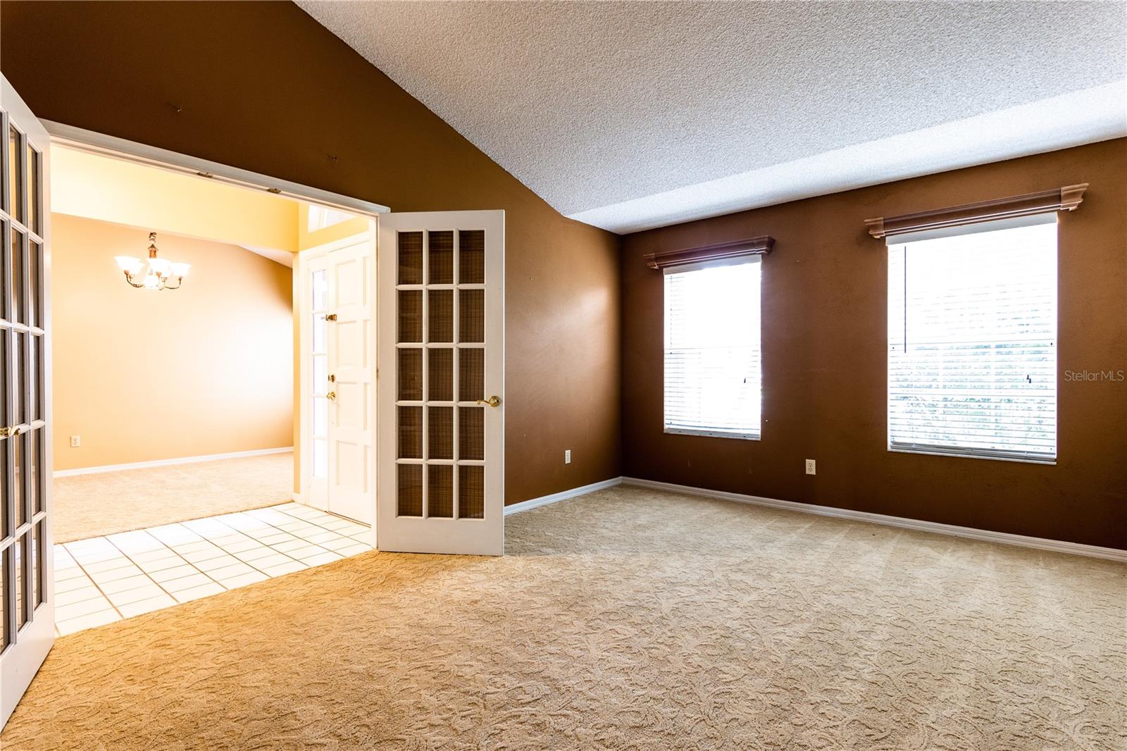 Image 11 of 24 For 205 Red Bud Court