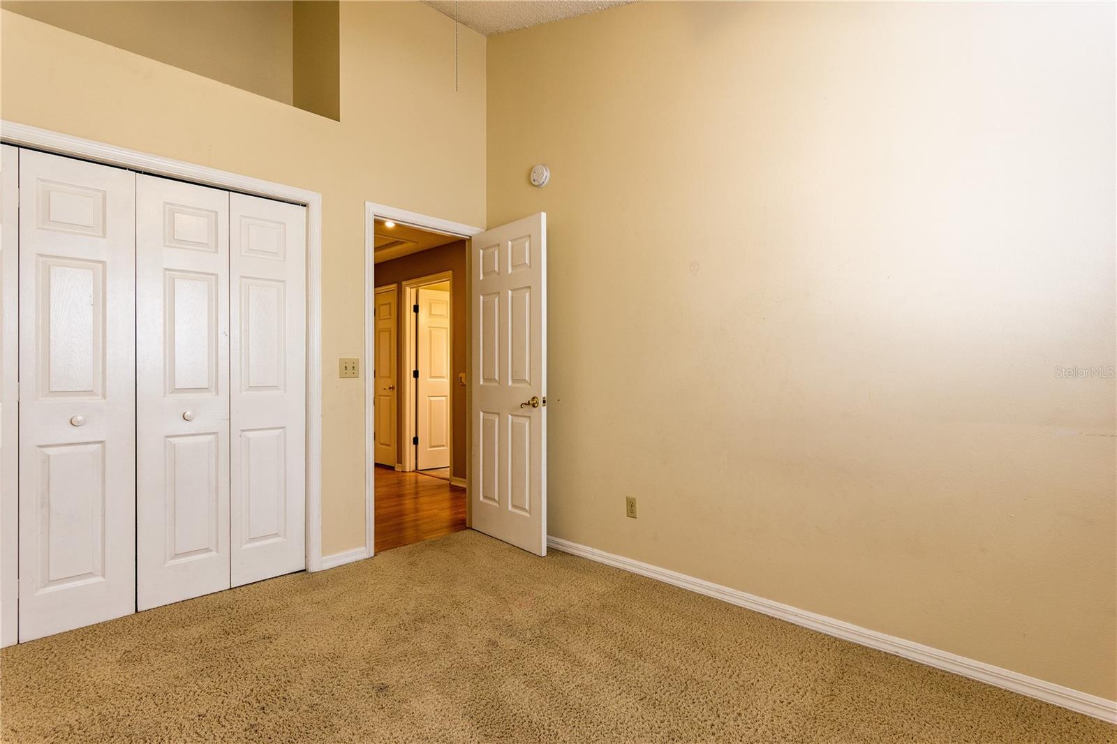 Image 16 of 24 For 205 Red Bud Court