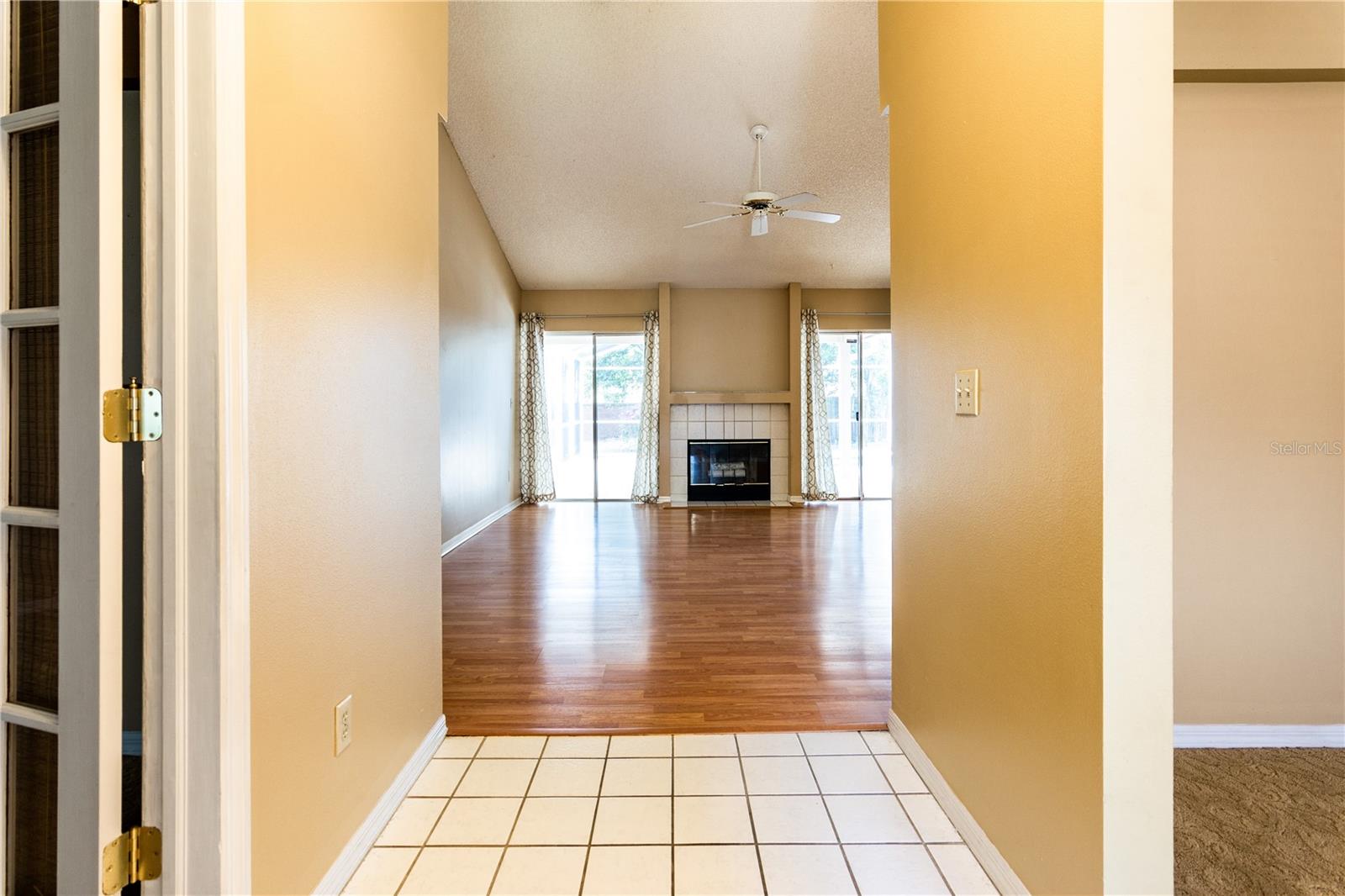 Image 2 of 24 For 205 Red Bud Court