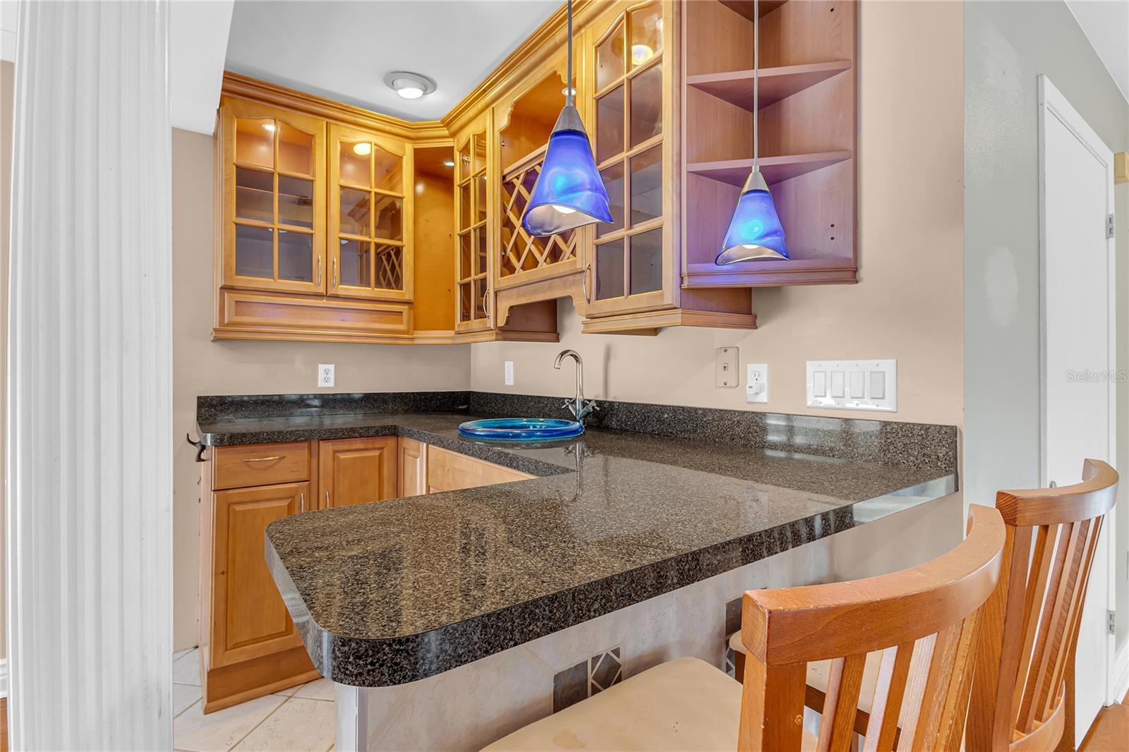 Image 5 of 50 For 1325 Lake Otis Drive
