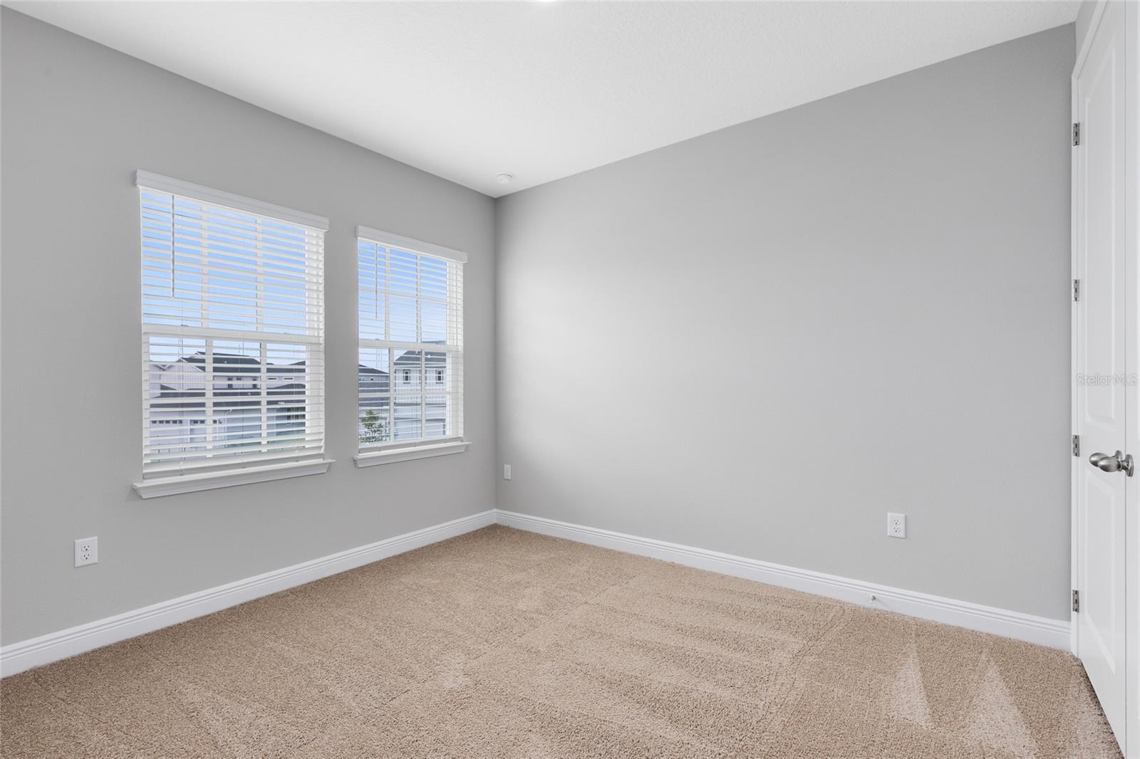 Image 16 of 53 For 9841 Peebles Street