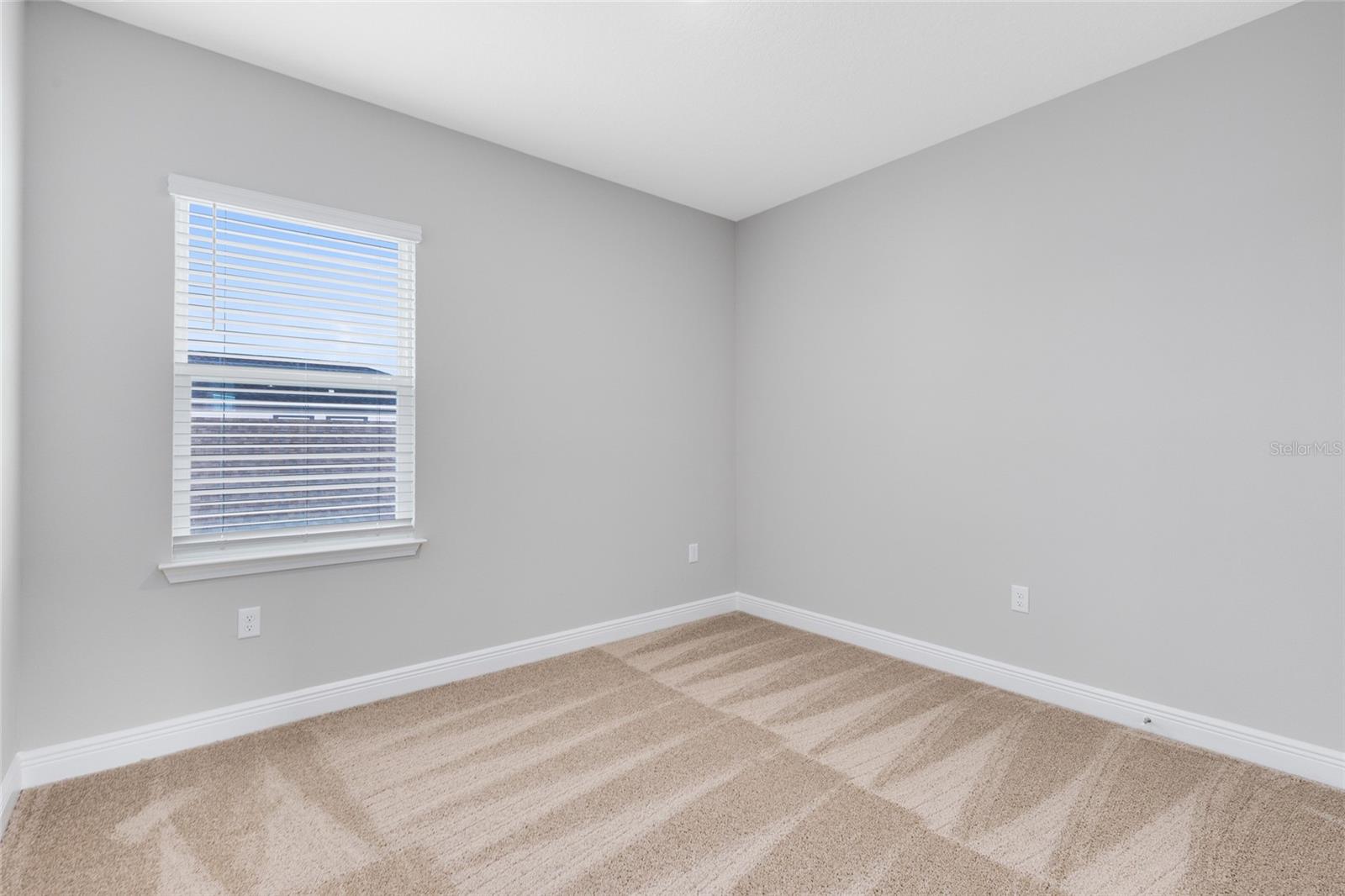 Image 18 of 53 For 9841 Peebles Street