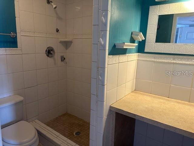 Image 11 of 13 For 6090 Village Circle 6090