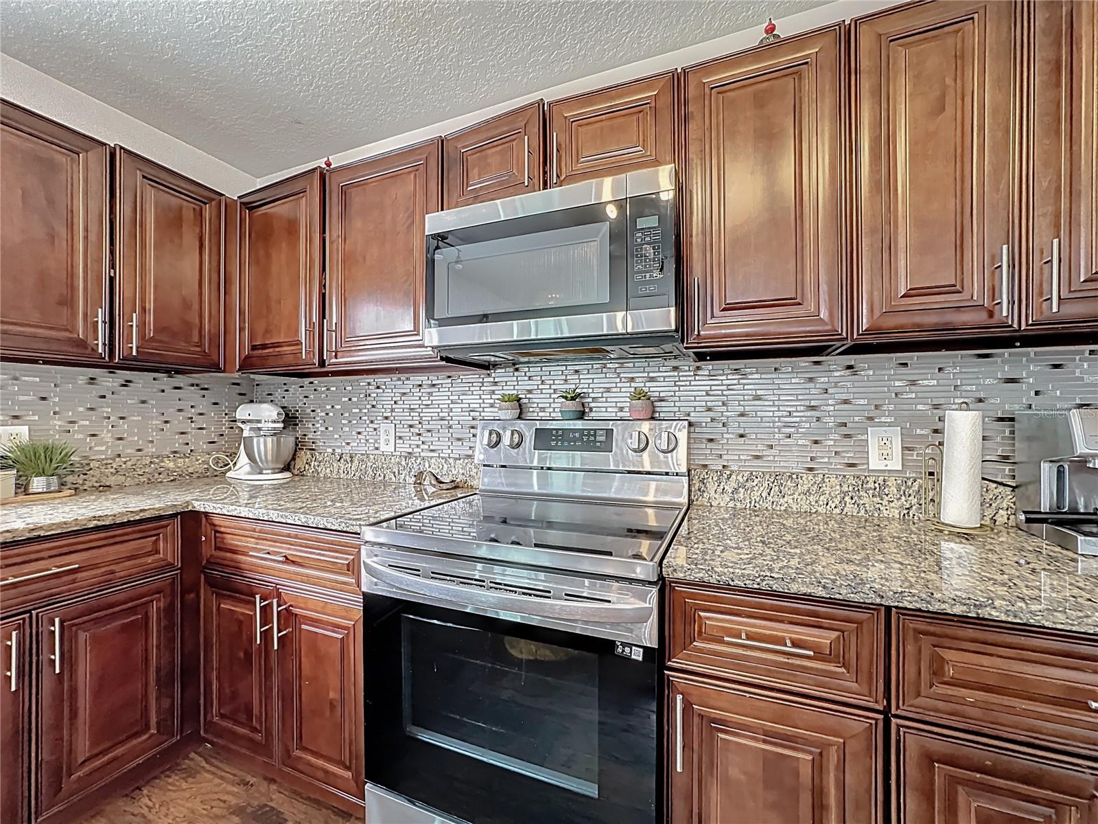Image 18 of 43 For 4660 Ross Lanier Lane