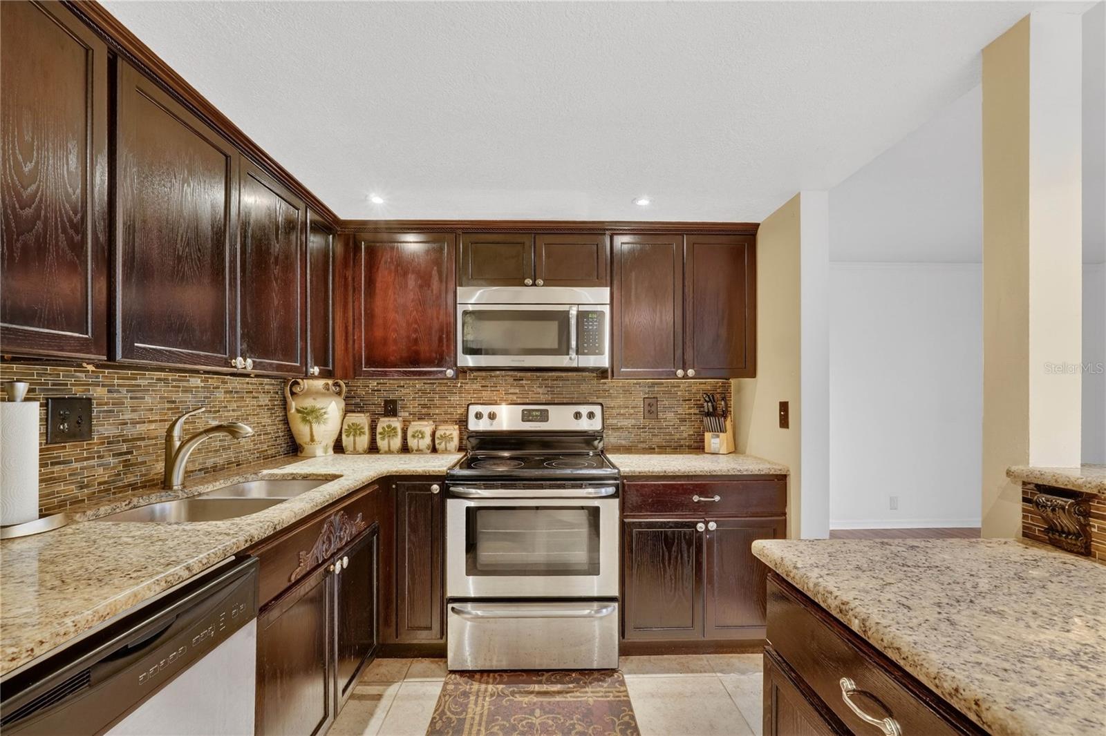 Image 13 of 57 For 429 Sheoah Boulevard 1