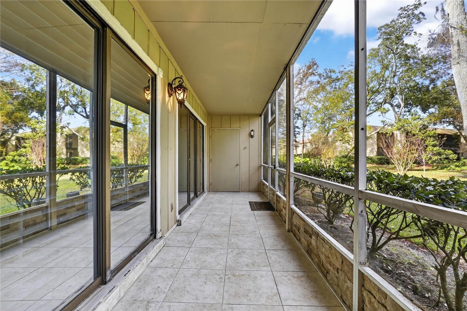 Image 21 of 57 For 429 Sheoah Boulevard 1