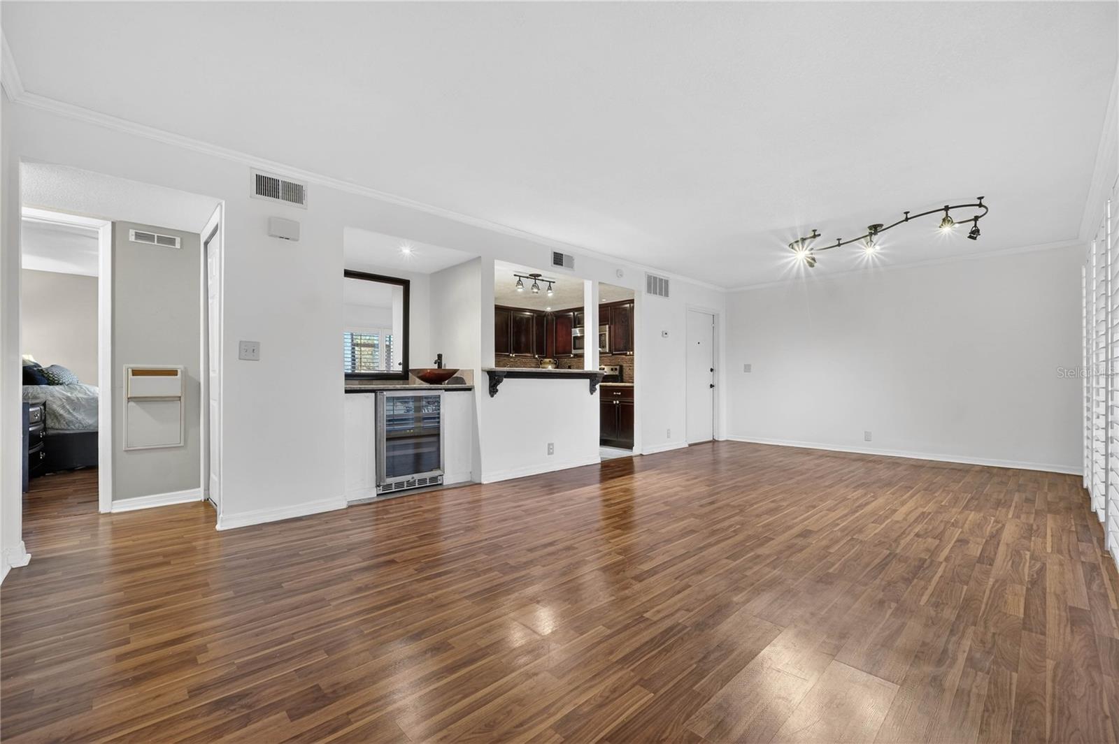 Image 22 of 57 For 429 Sheoah Boulevard 1