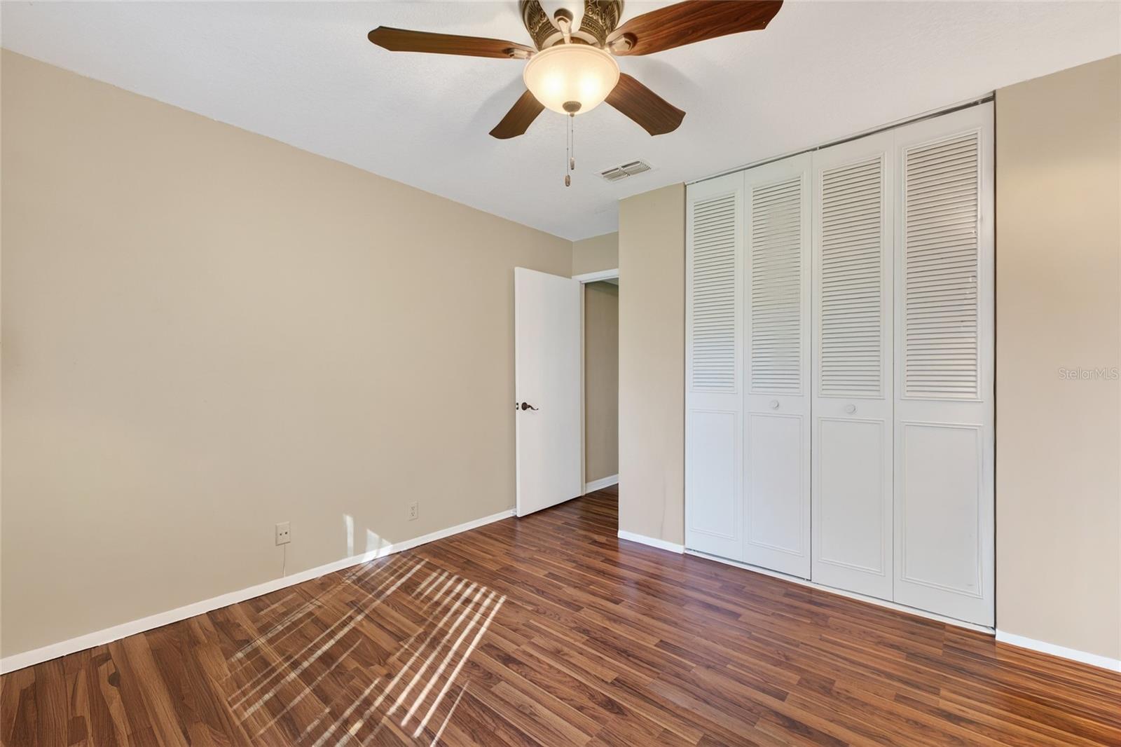 Image 34 of 57 For 429 Sheoah Boulevard 1