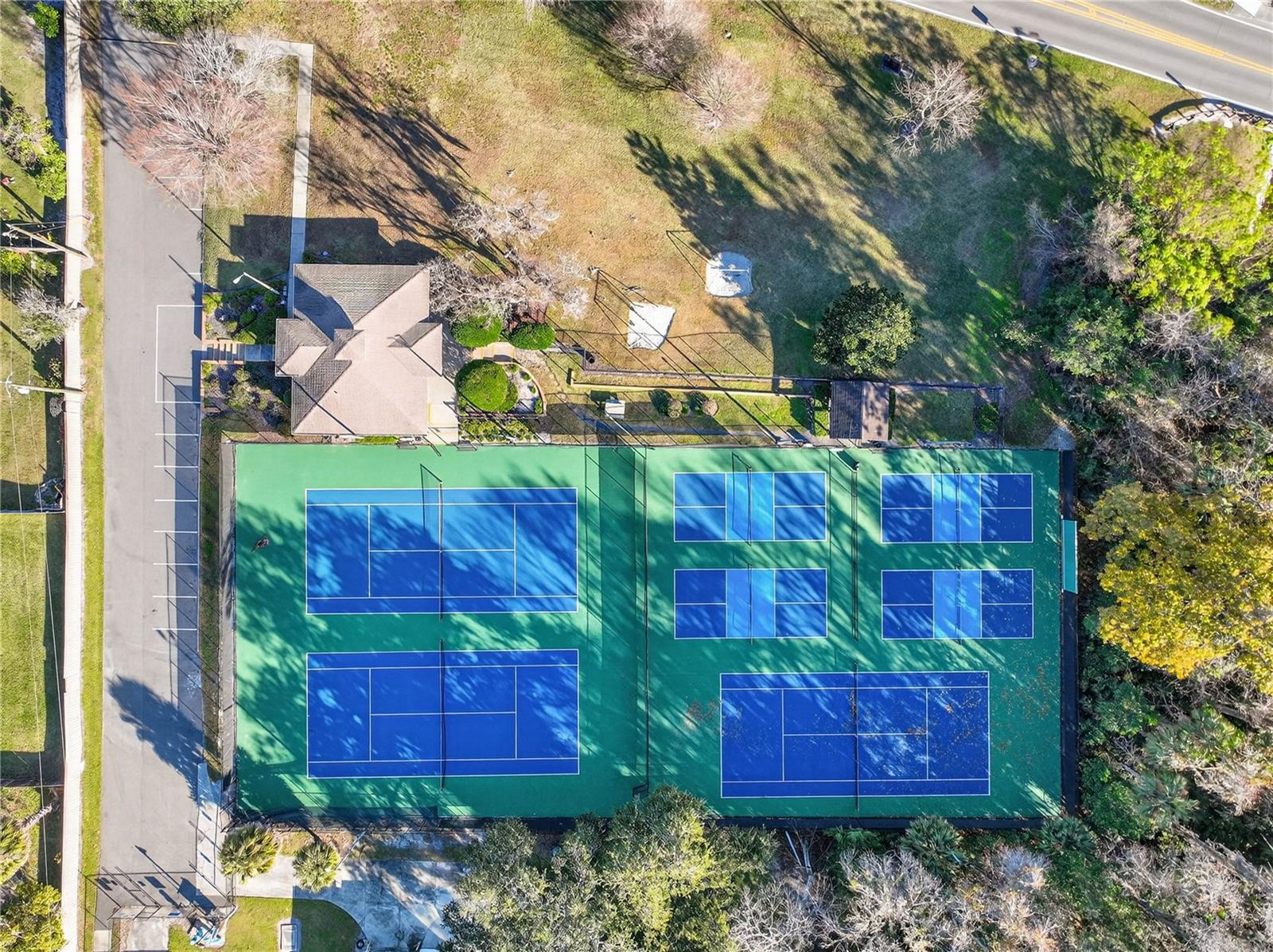 Image 49 of 57 For 429 Sheoah Boulevard 1