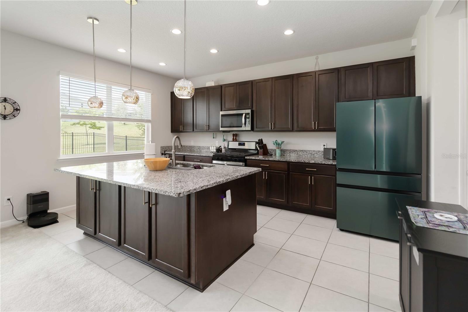 Image 11 of 38 For 2658 Park Ridge Street