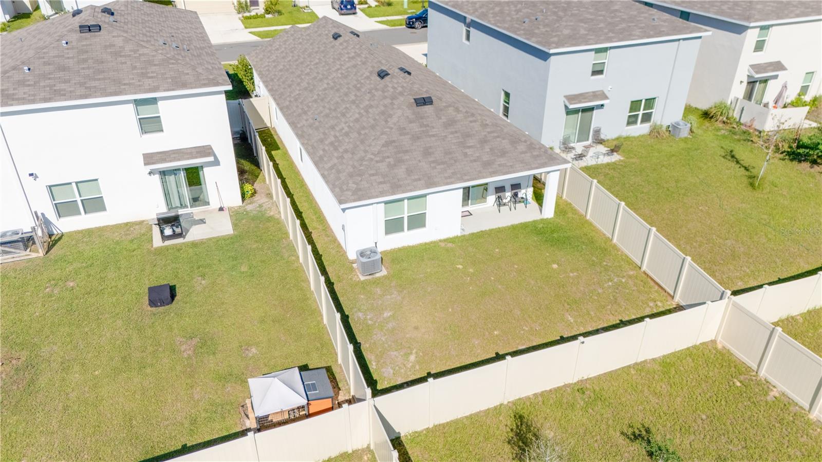 Image 6 of 25 For 8695 46th Avenue