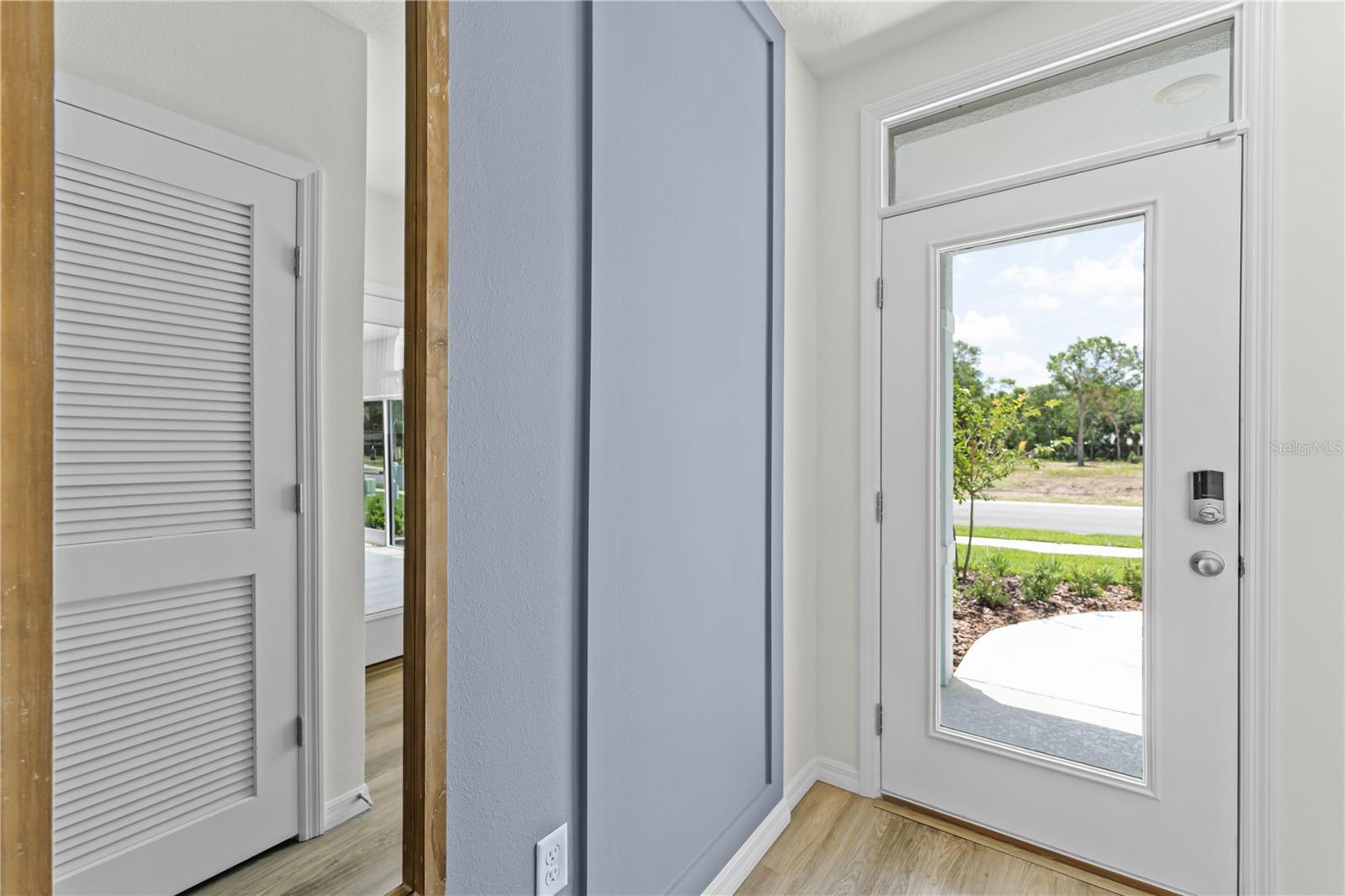 Image 3 of 23 For 3319 Wynwood Forest Drive
