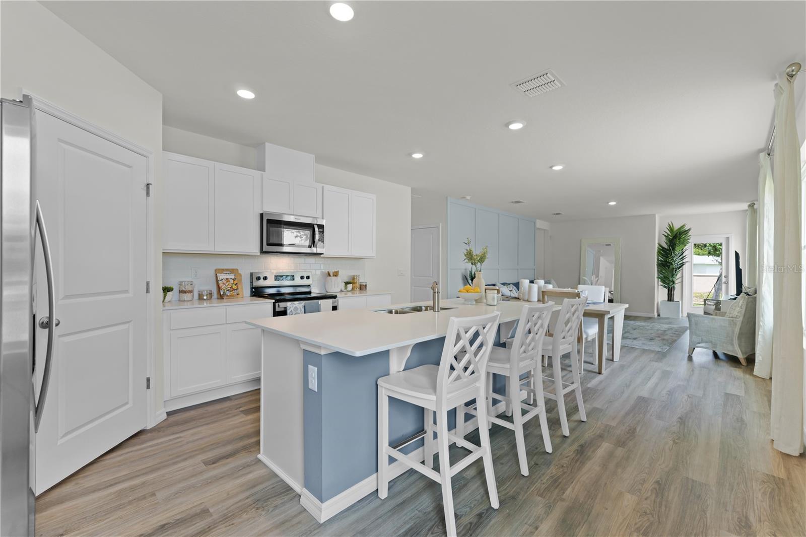 Image 4 of 23 For 3319 Wynwood Forest Drive