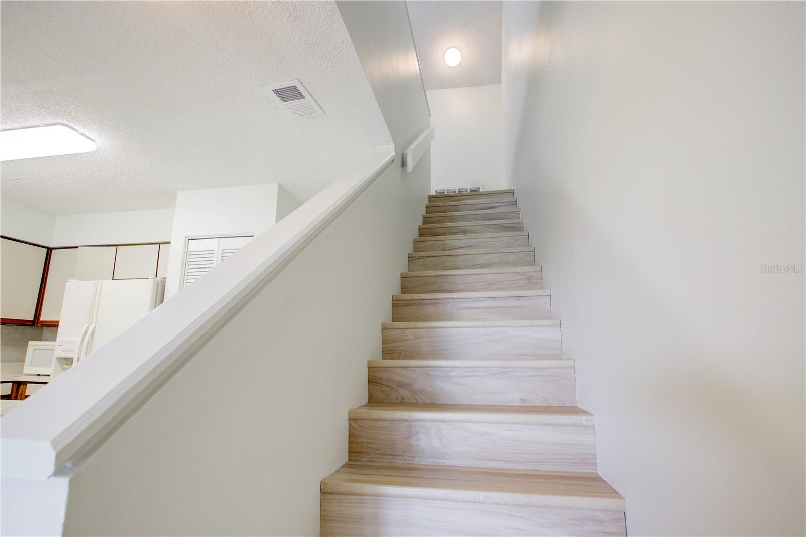 Image 23 of 36 For 106 Village Del Lago Circle 106