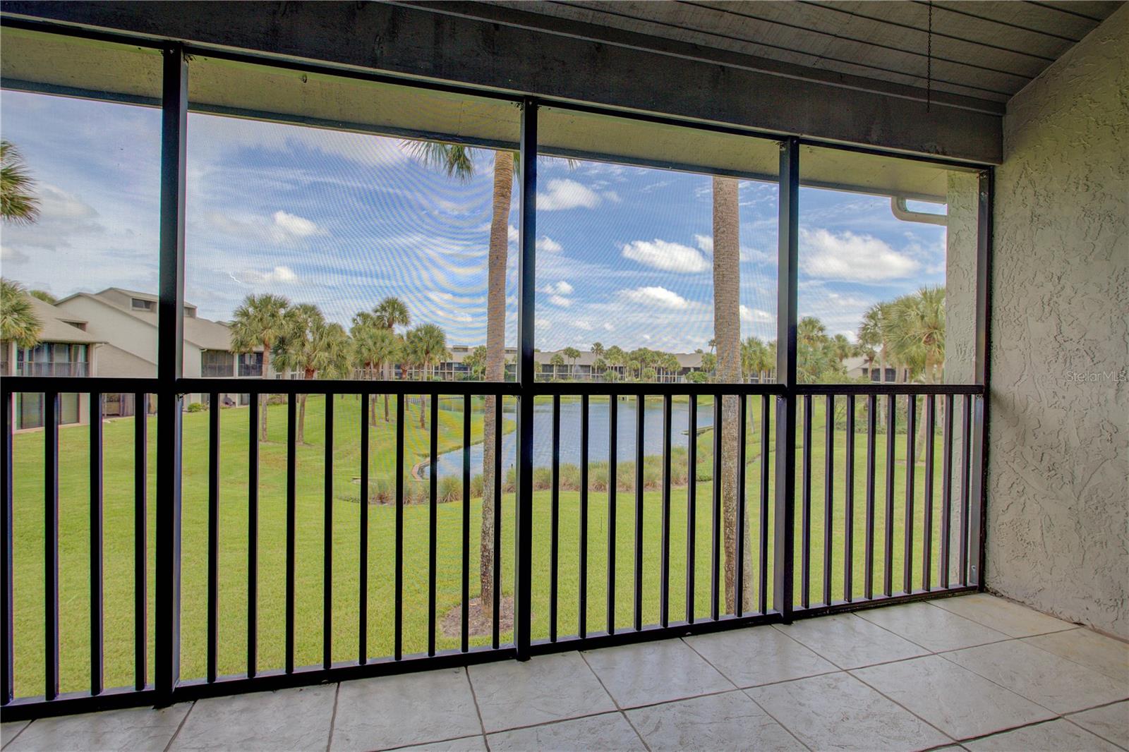 Image 32 of 36 For 106 Village Del Lago Circle 106