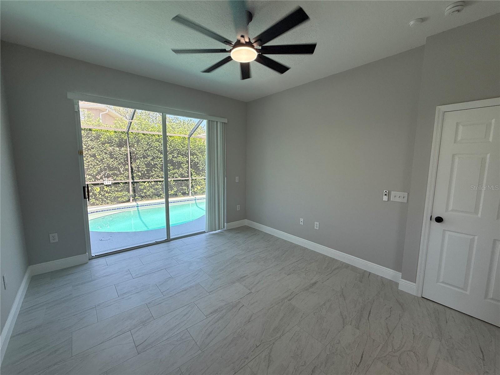 Image 45 of 54 For 2933 Sunset Vista Boulevard
