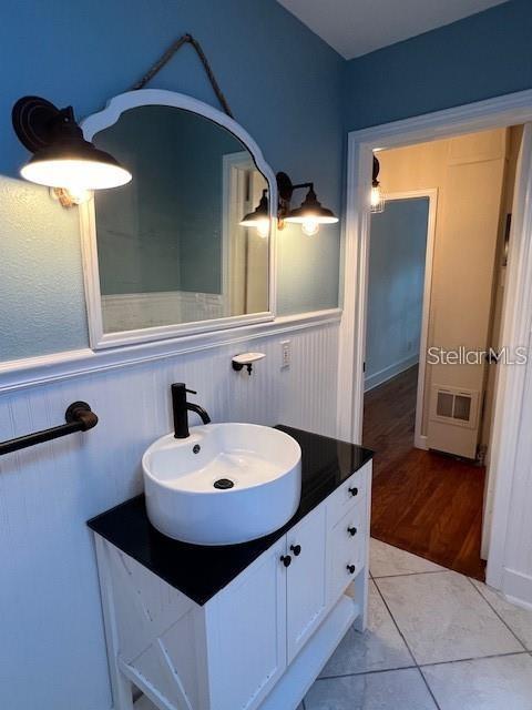 Image 15 of 28 For 1312 Kaley Street