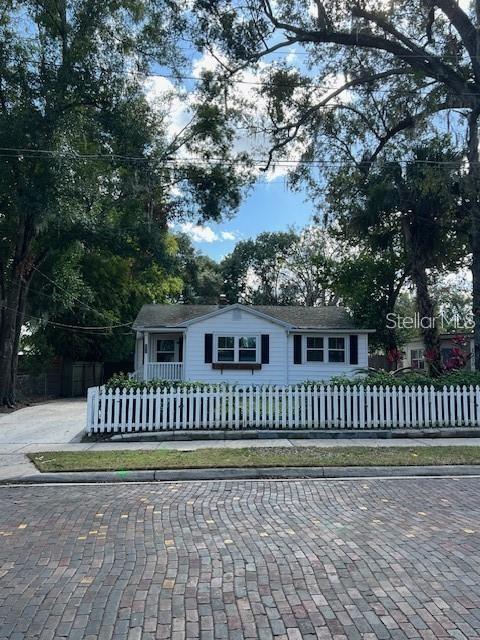 Image 2 of 28 For 1312 Kaley Street