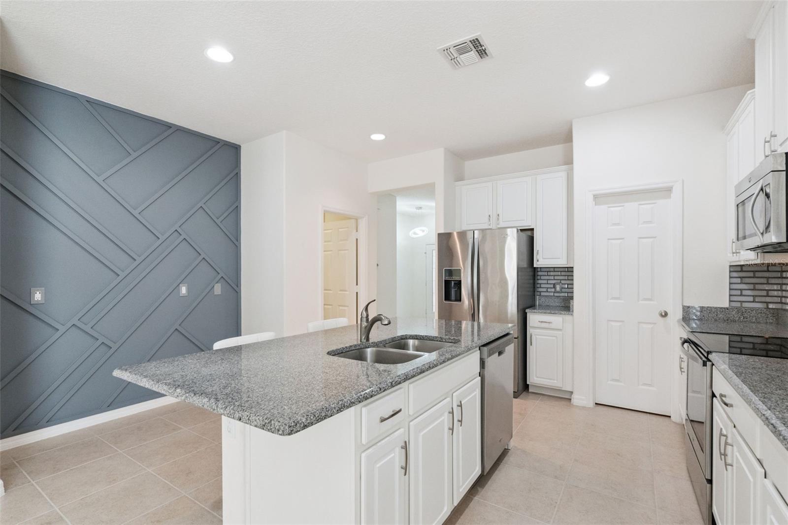 Image 7 of 42 For 3520 Sagamore Lane