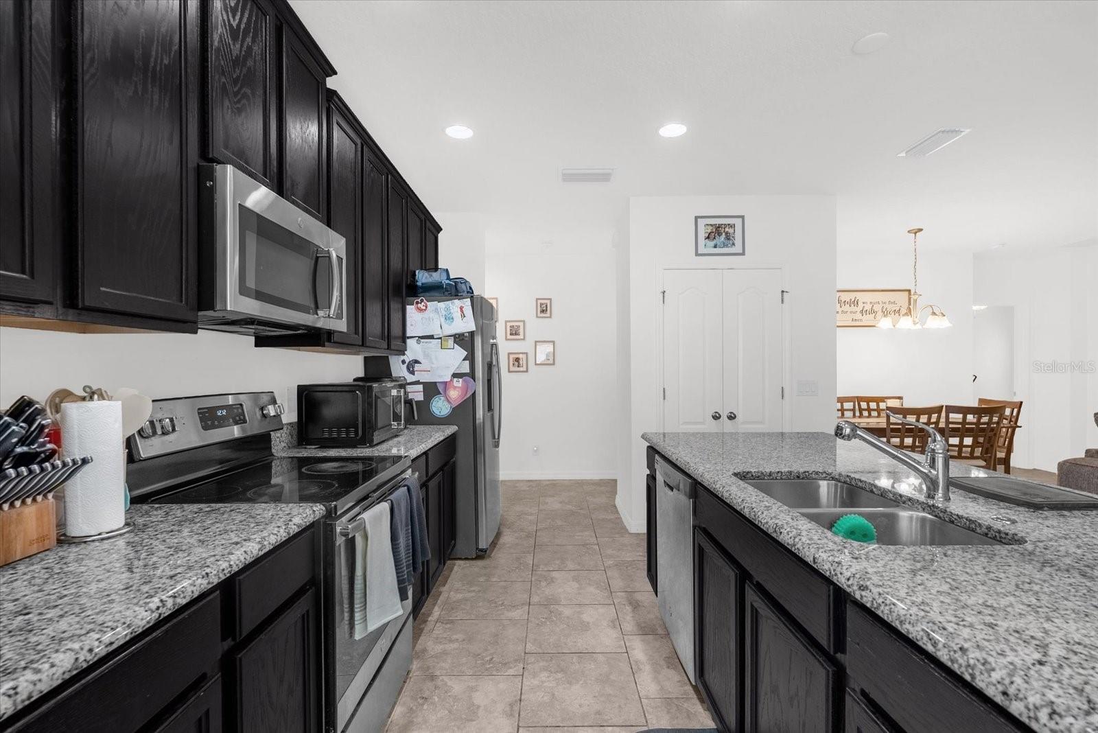 Image 7 of 32 For 34625 Salerno Circle