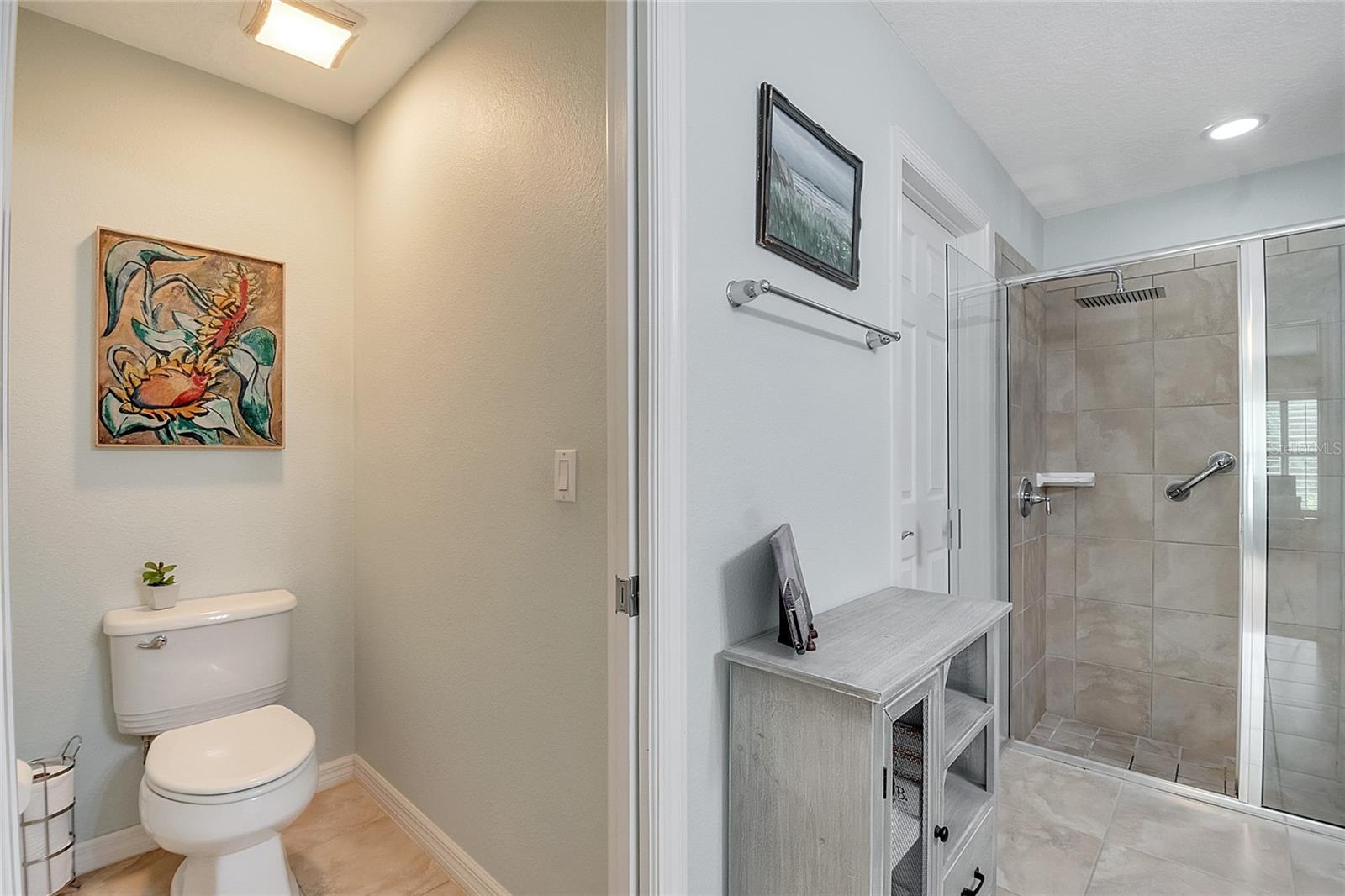 Image 20 of 53 For 11959 Fiore Drive