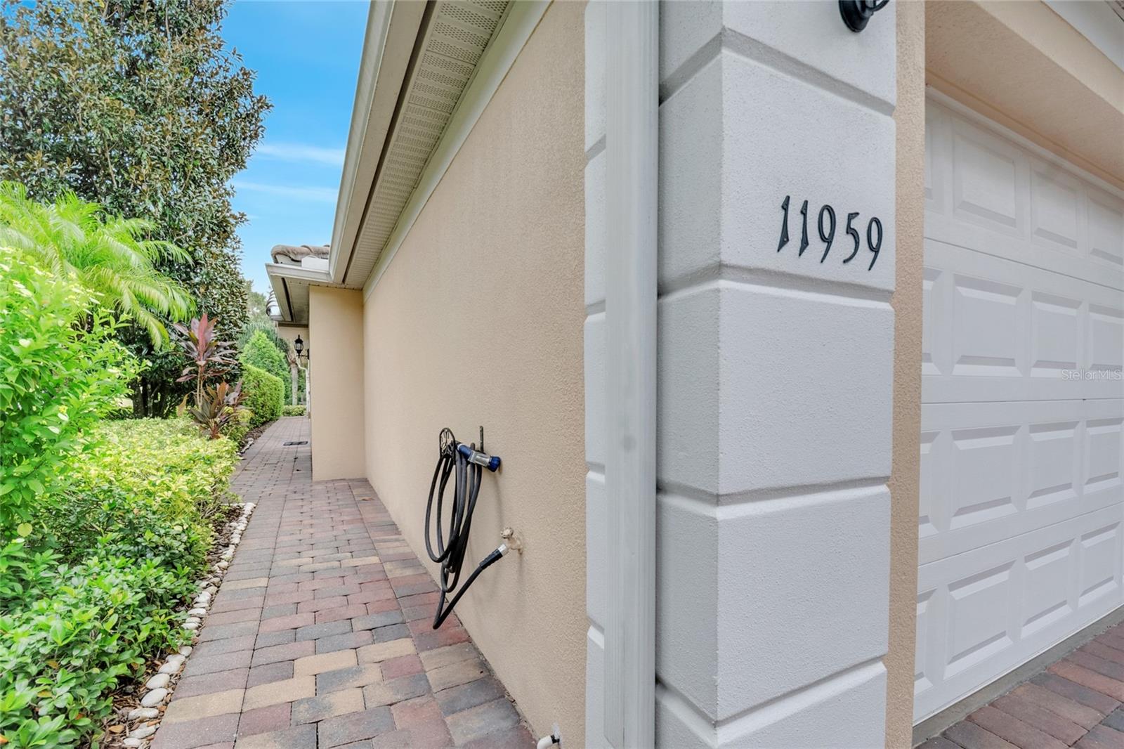 Image 4 of 53 For 11959 Fiore Drive