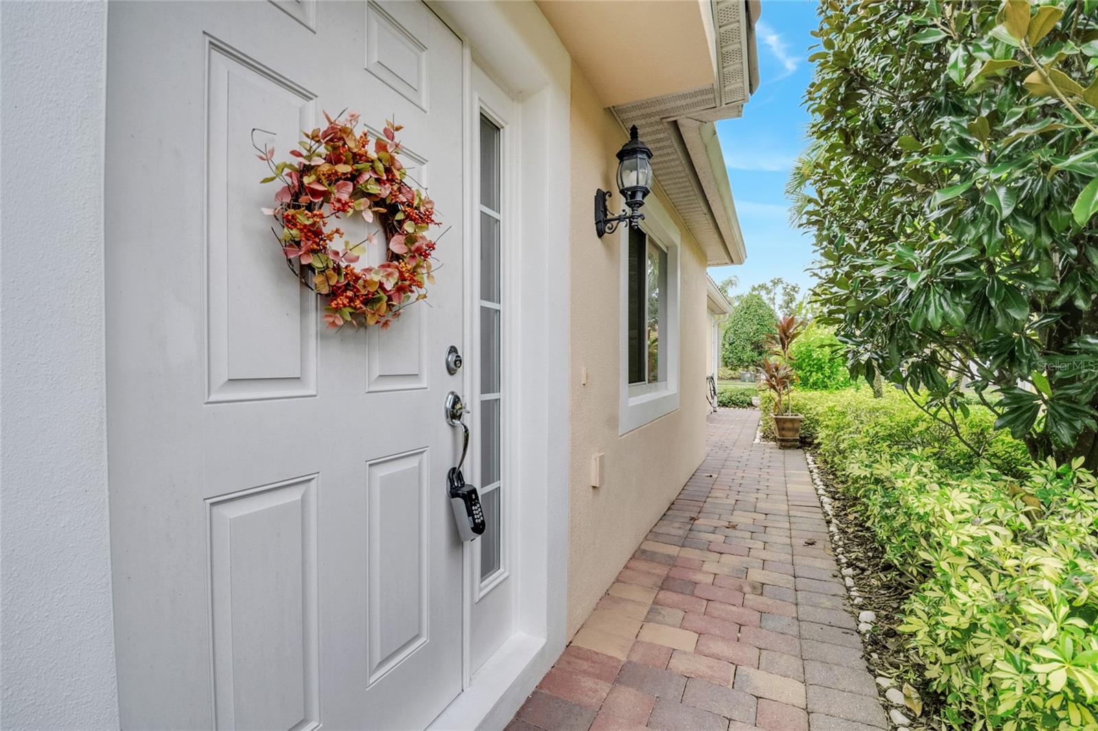 Image 5 of 53 For 11959 Fiore Drive