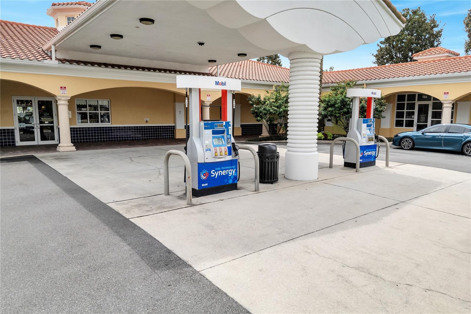 Image 50 of 53 For 11959 Fiore Drive