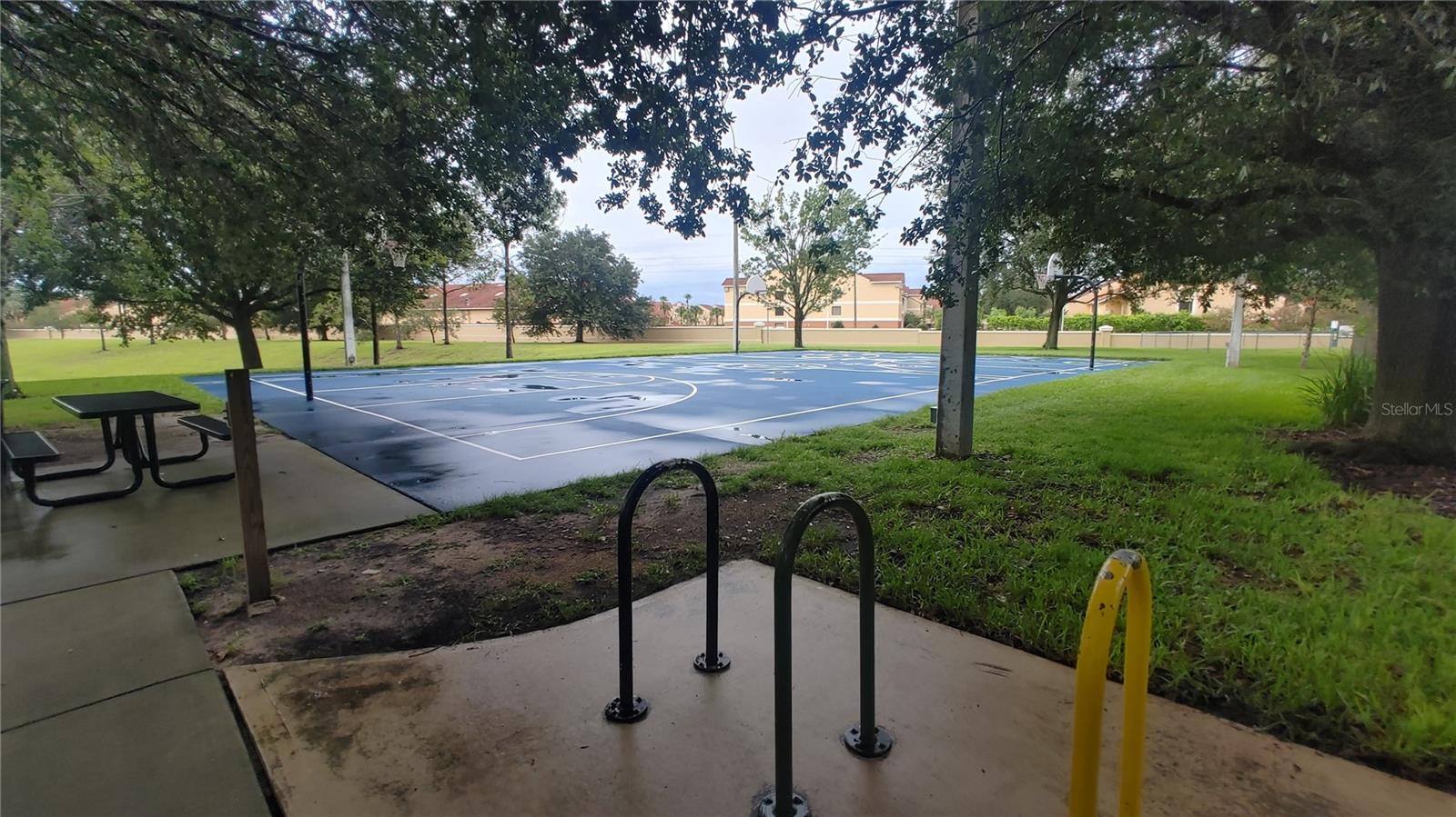 Image 16 of 42 For 7751 Basnett Circle