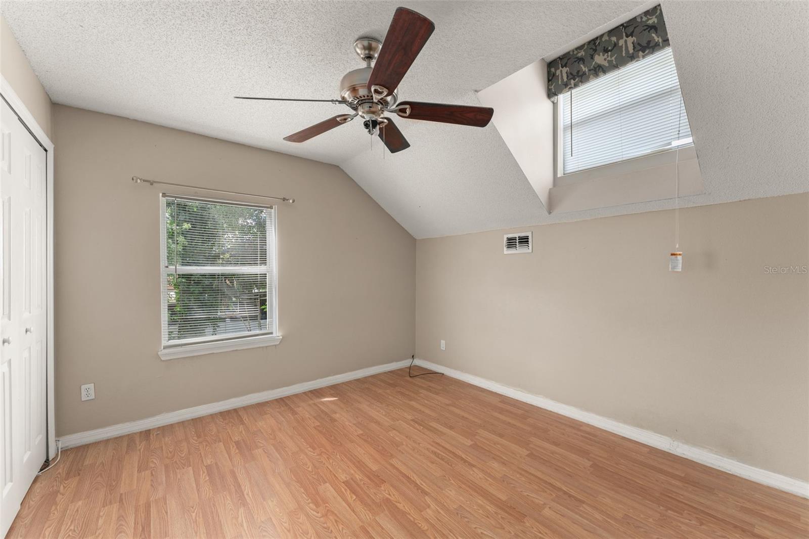 Image 17 of 31 For 9404 Rosalie Court