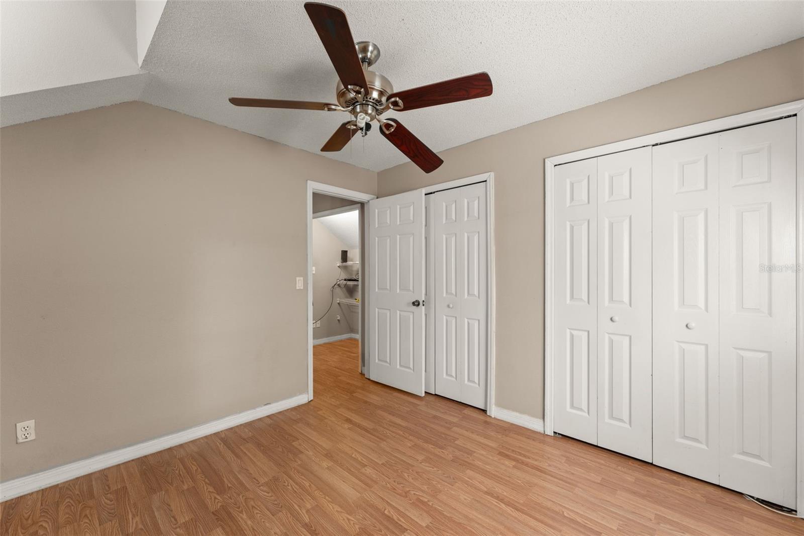 Image 18 of 31 For 9404 Rosalie Court