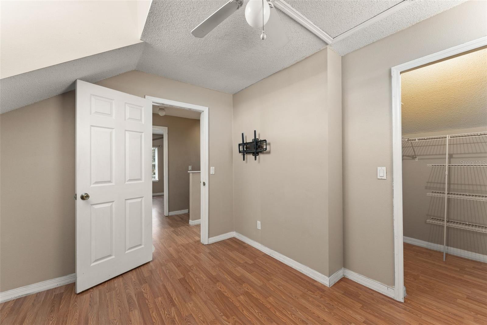 Image 20 of 31 For 9404 Rosalie Court