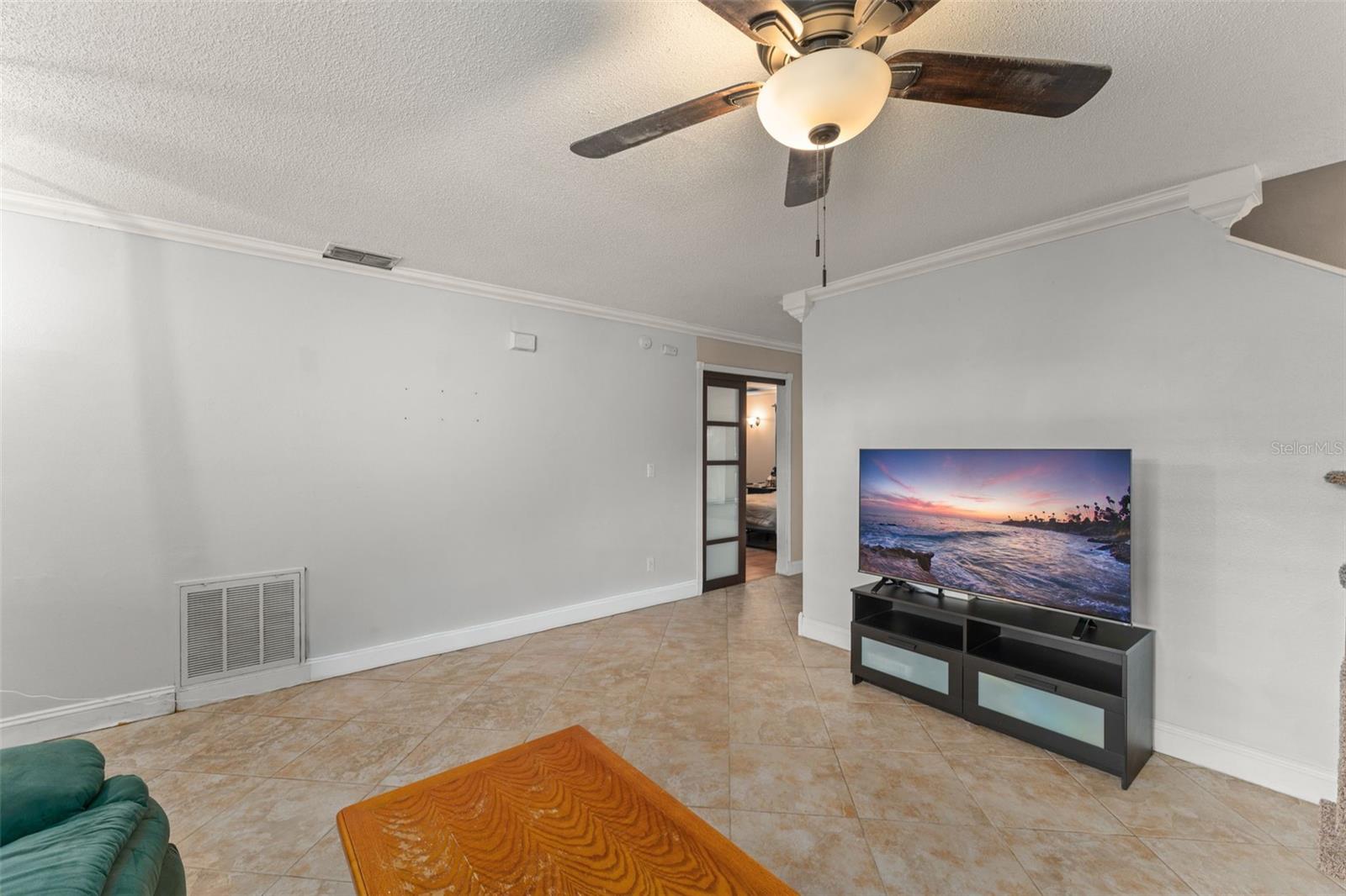 Image 5 of 31 For 9404 Rosalie Court