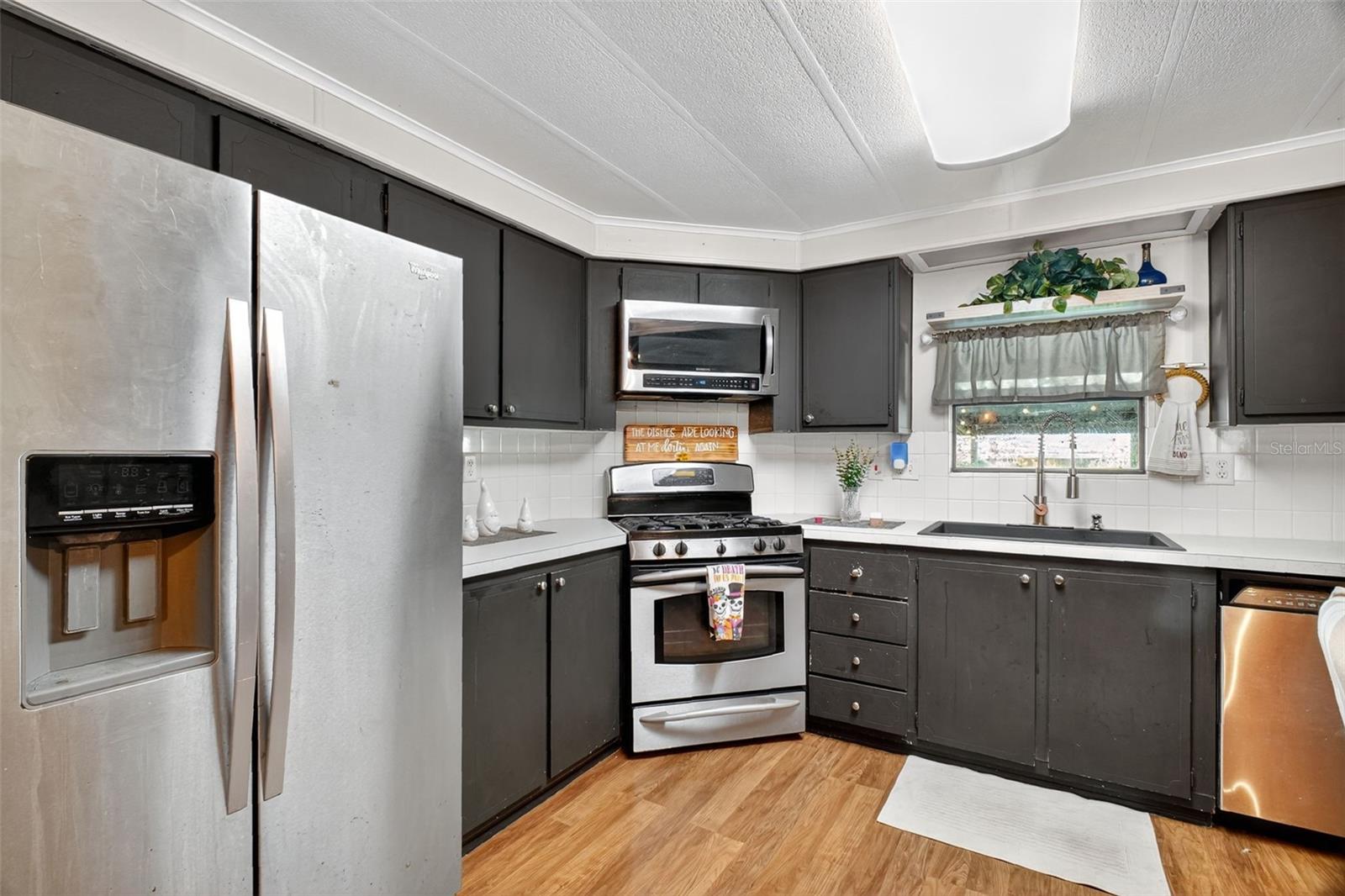 Image 12 of 31 For 55715 Carroll Street