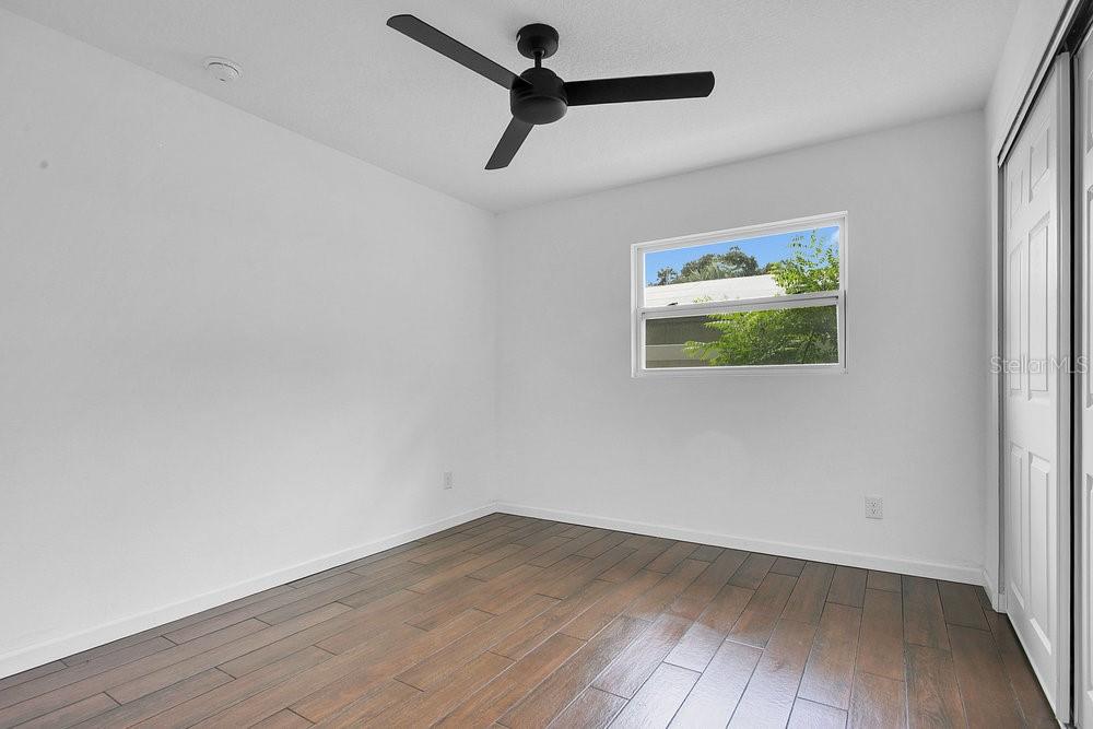 Image 17 of 31 For 5422 Albert Drive
