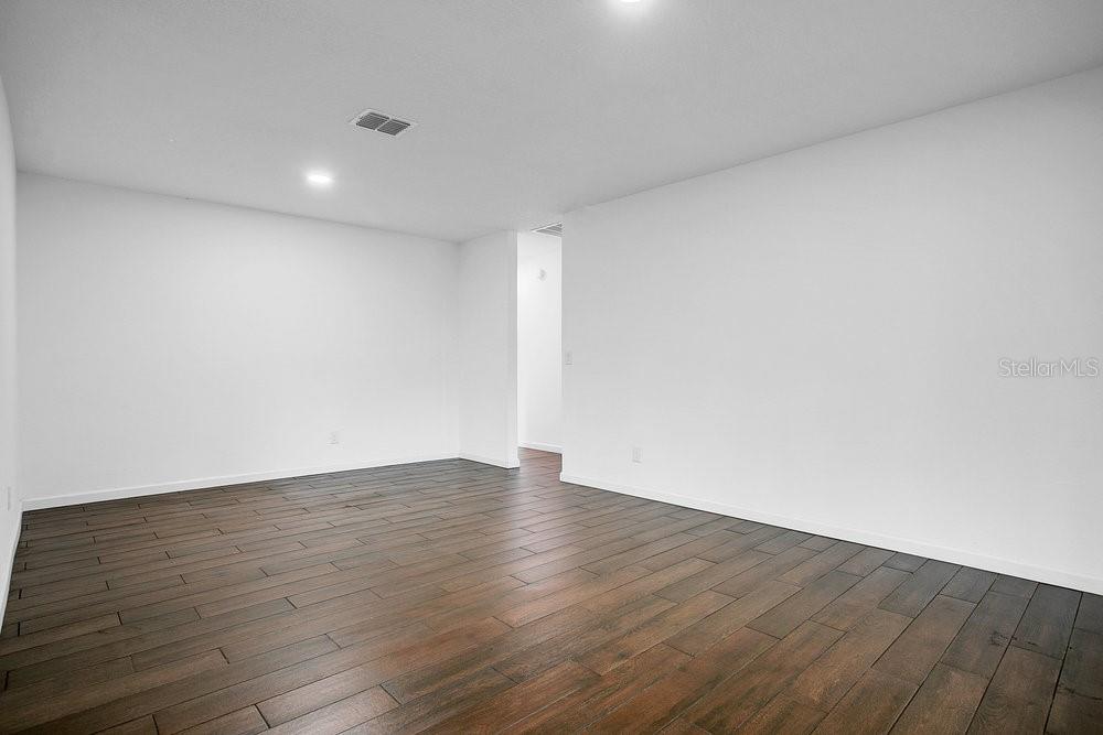 Image 19 of 31 For 5422 Albert Drive