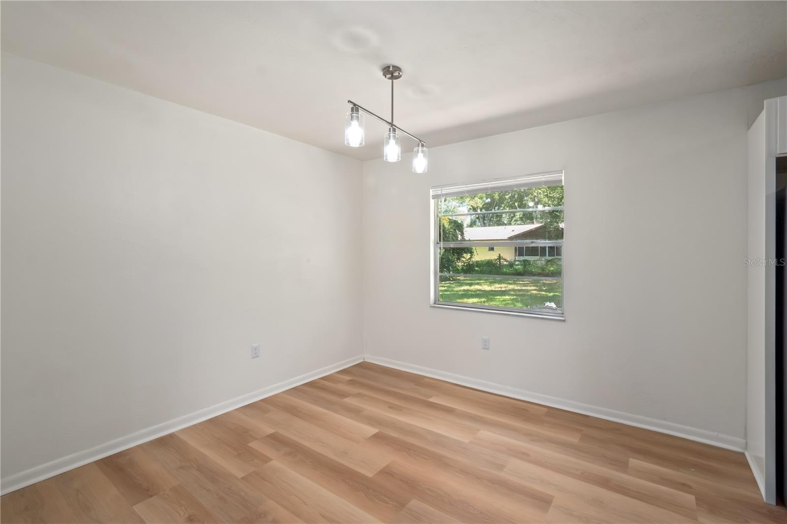 Image 10 of 32 For 3961 22nd Avenue