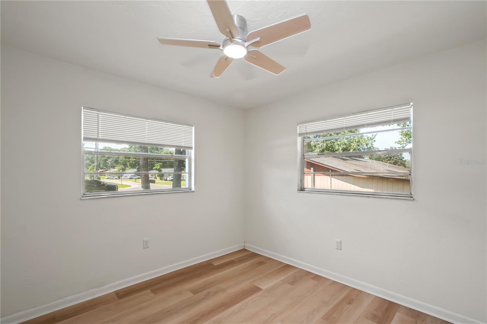 Image 17 of 32 For 3961 22nd Avenue