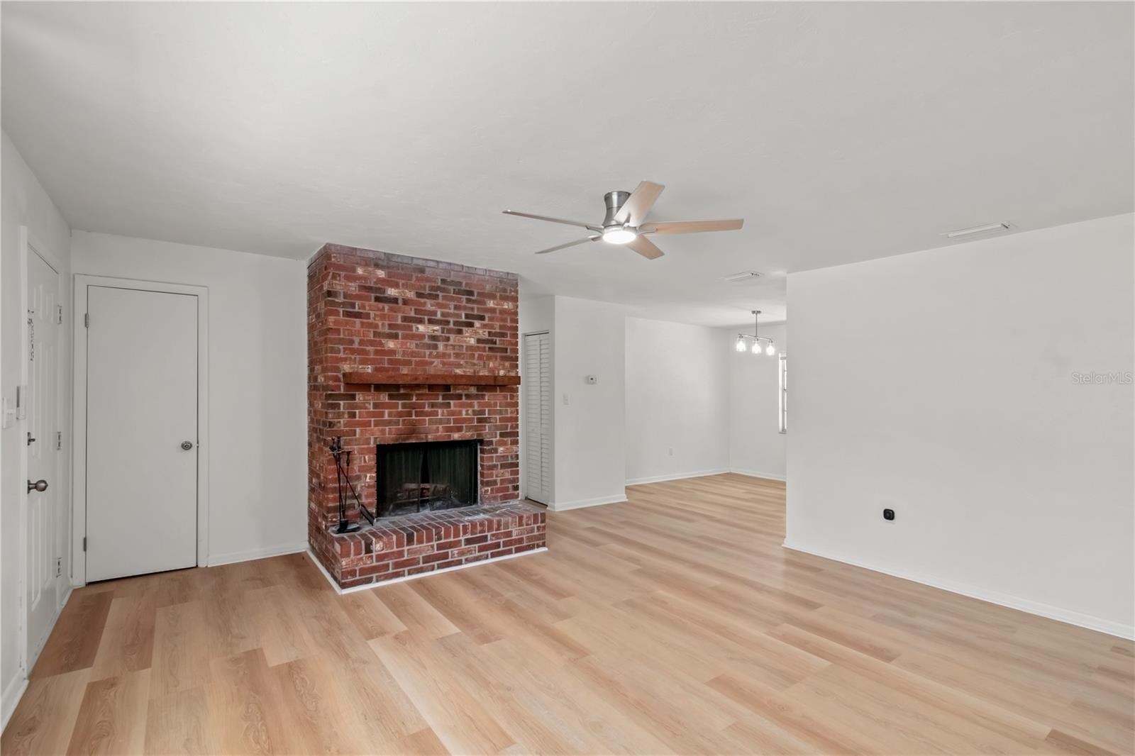 Image 7 of 32 For 3961 22nd Avenue