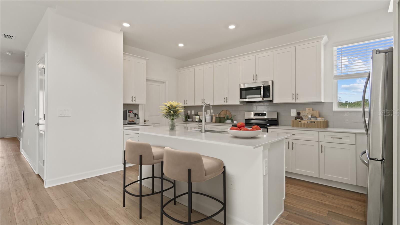 Image 3 of 36 For 7890 Poplin Street