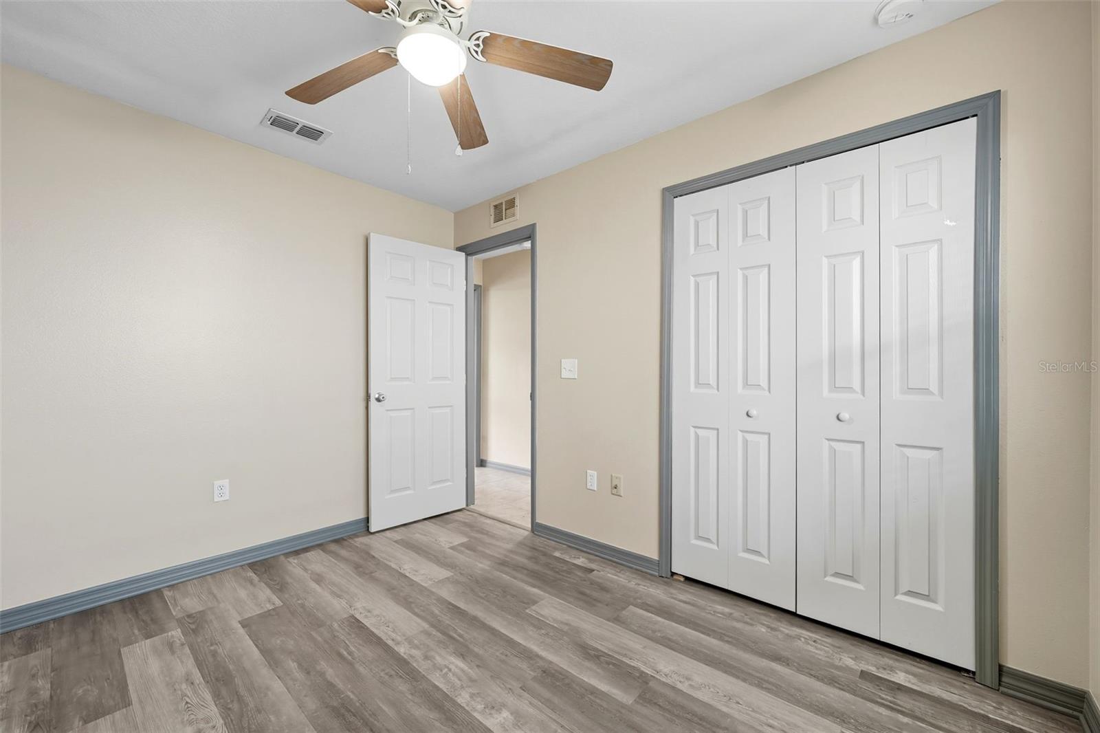 Image 16 of 32 For 4405 Almark Drive