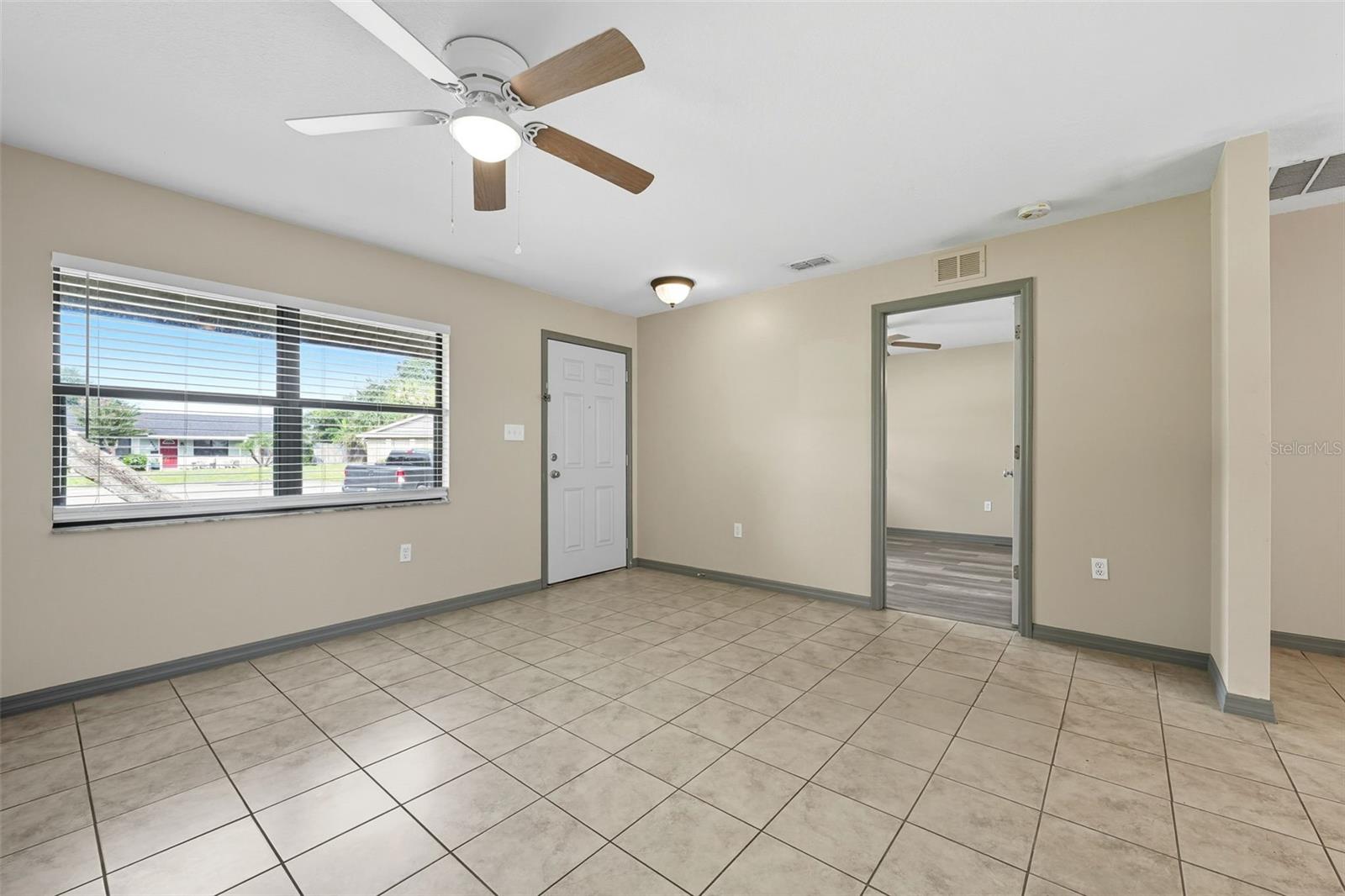 Image 3 of 32 For 4405 Almark Drive