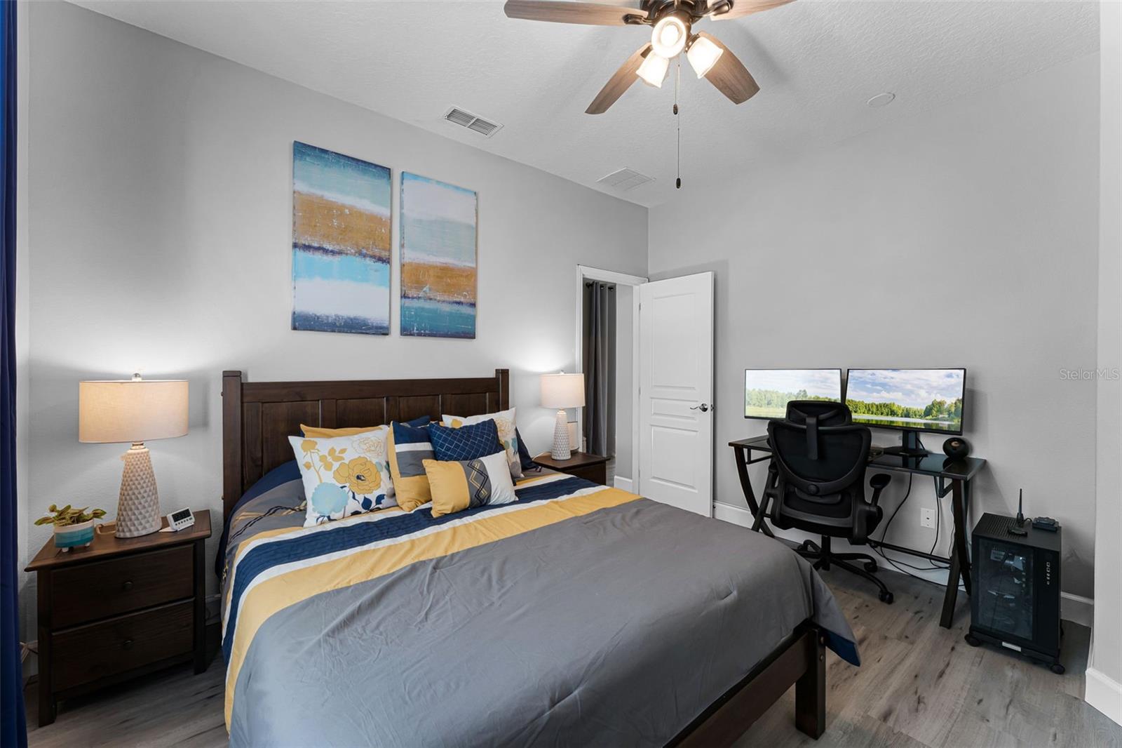 Image 14 of 49 For 736 Grey Heron Place