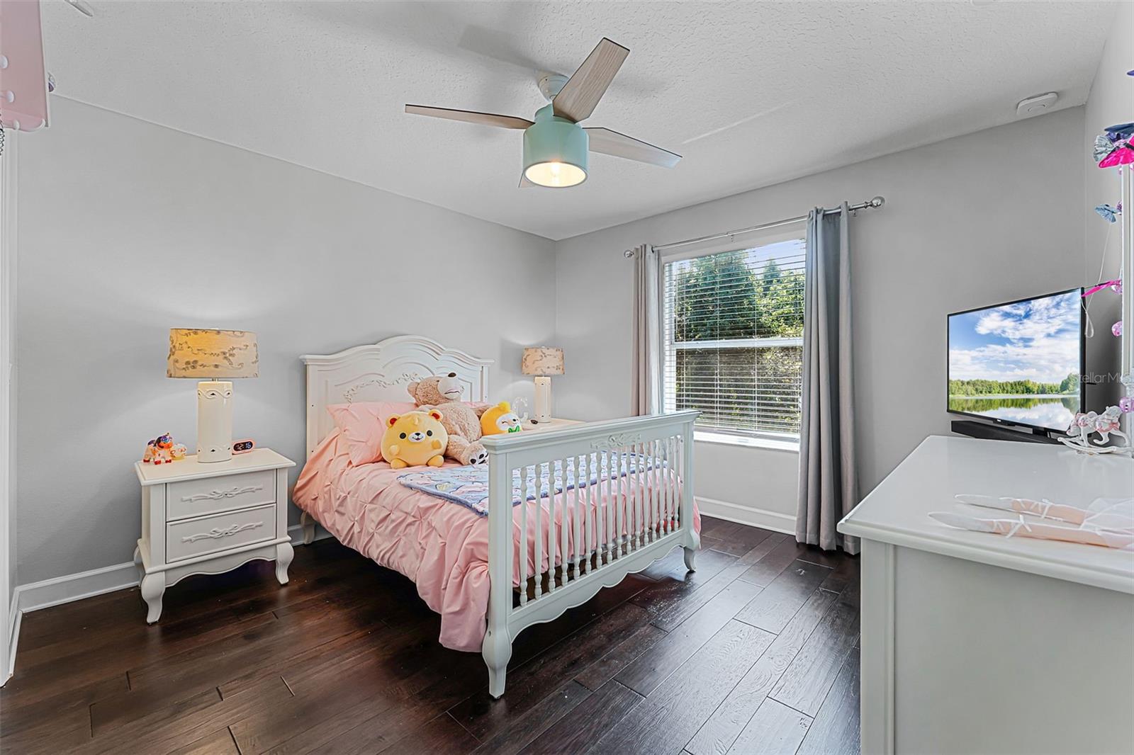 Image 22 of 49 For 736 Grey Heron Place