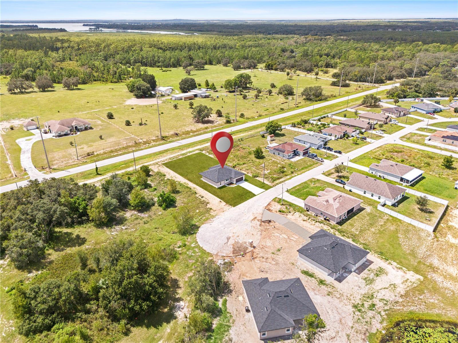 Image 10 of 37 For 916 Desmoines Way