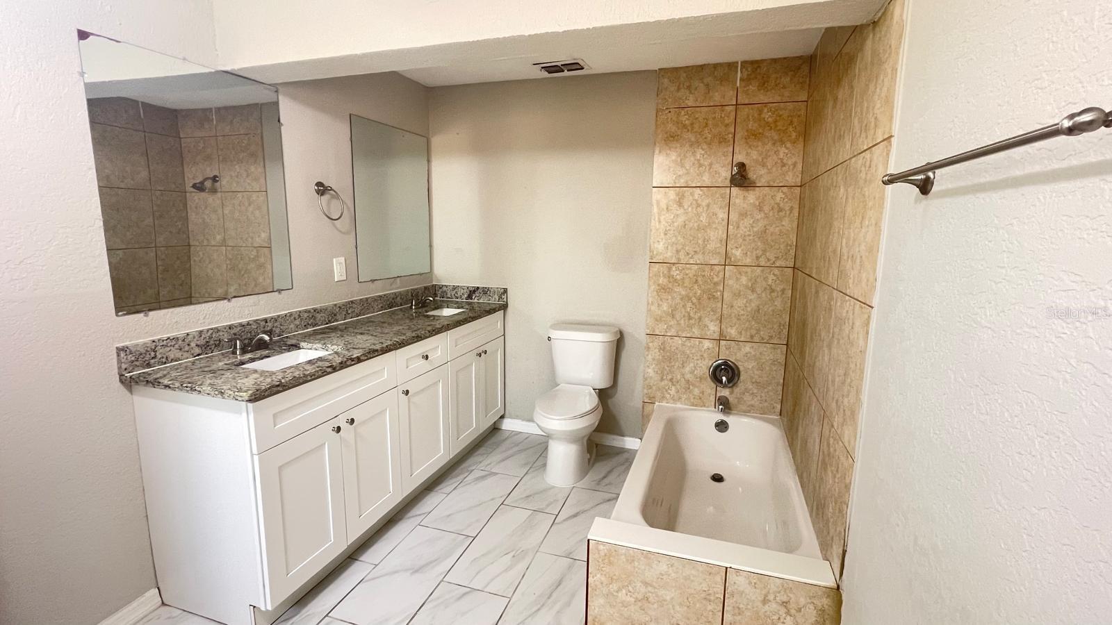 Image 10 of 14 For 4547 King Cole Boulevard