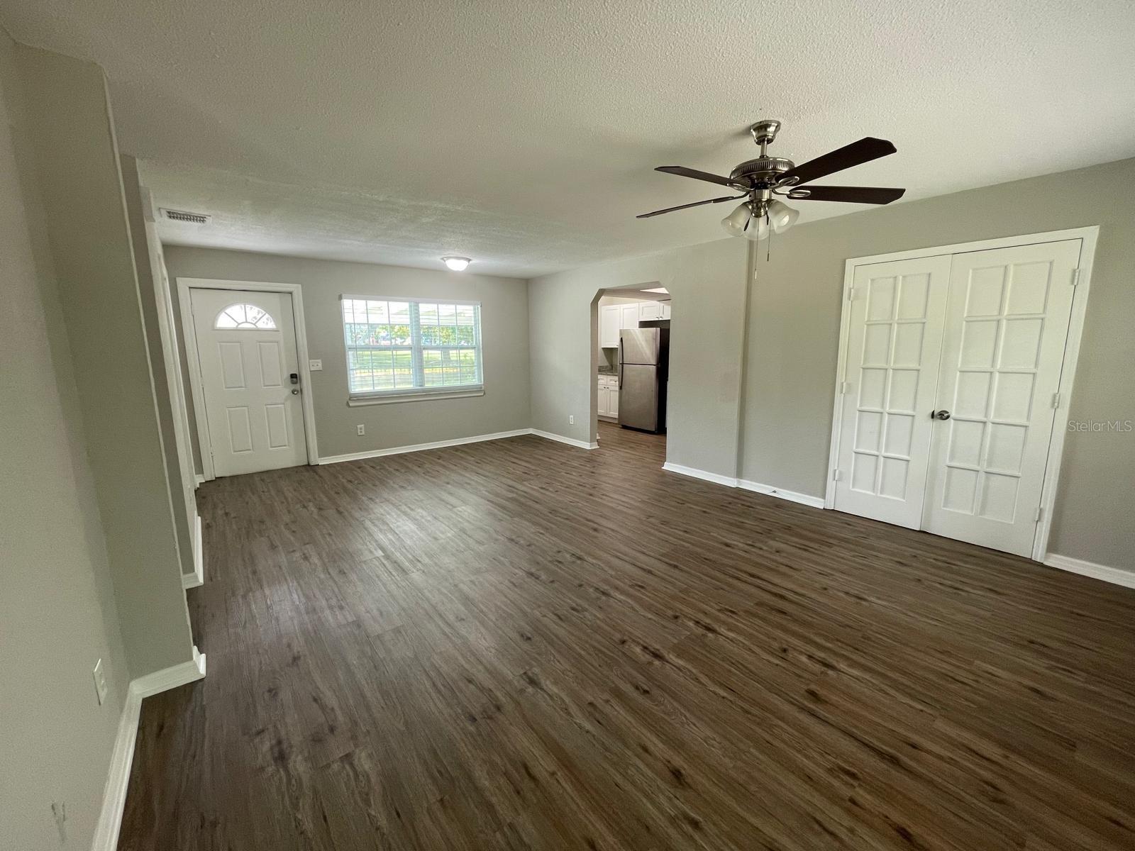 Image 3 of 14 For 4547 King Cole Boulevard